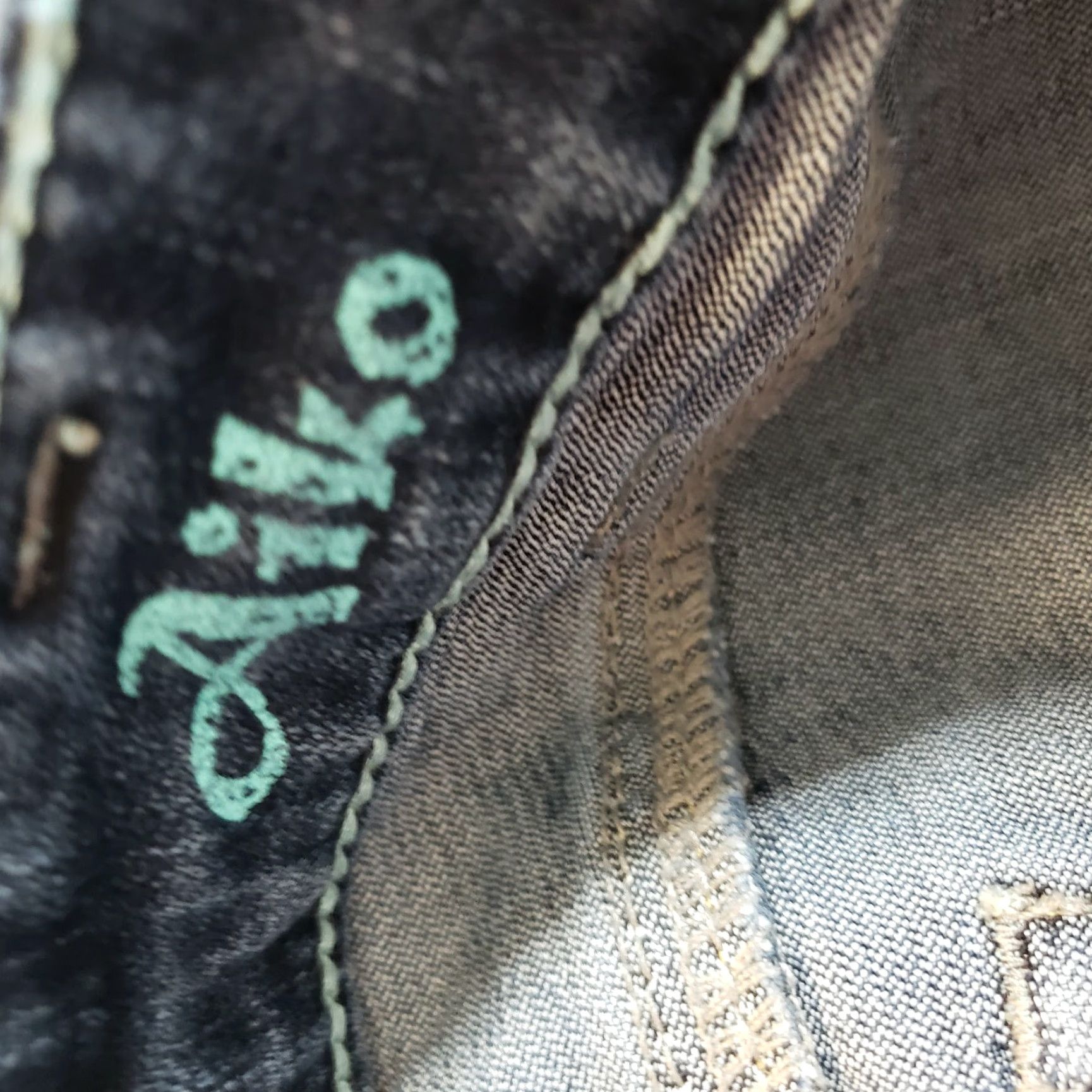 Silver Jeans Co. VINTAGE? Silver Womens Jeans Sz 30 Blue Bootcut Dark Wash Low Rise Cotton Blend Jeans Womens 30 Blue Bootcut Denim Size 30" / US 8 / IT 44 - 7 Thumbnail