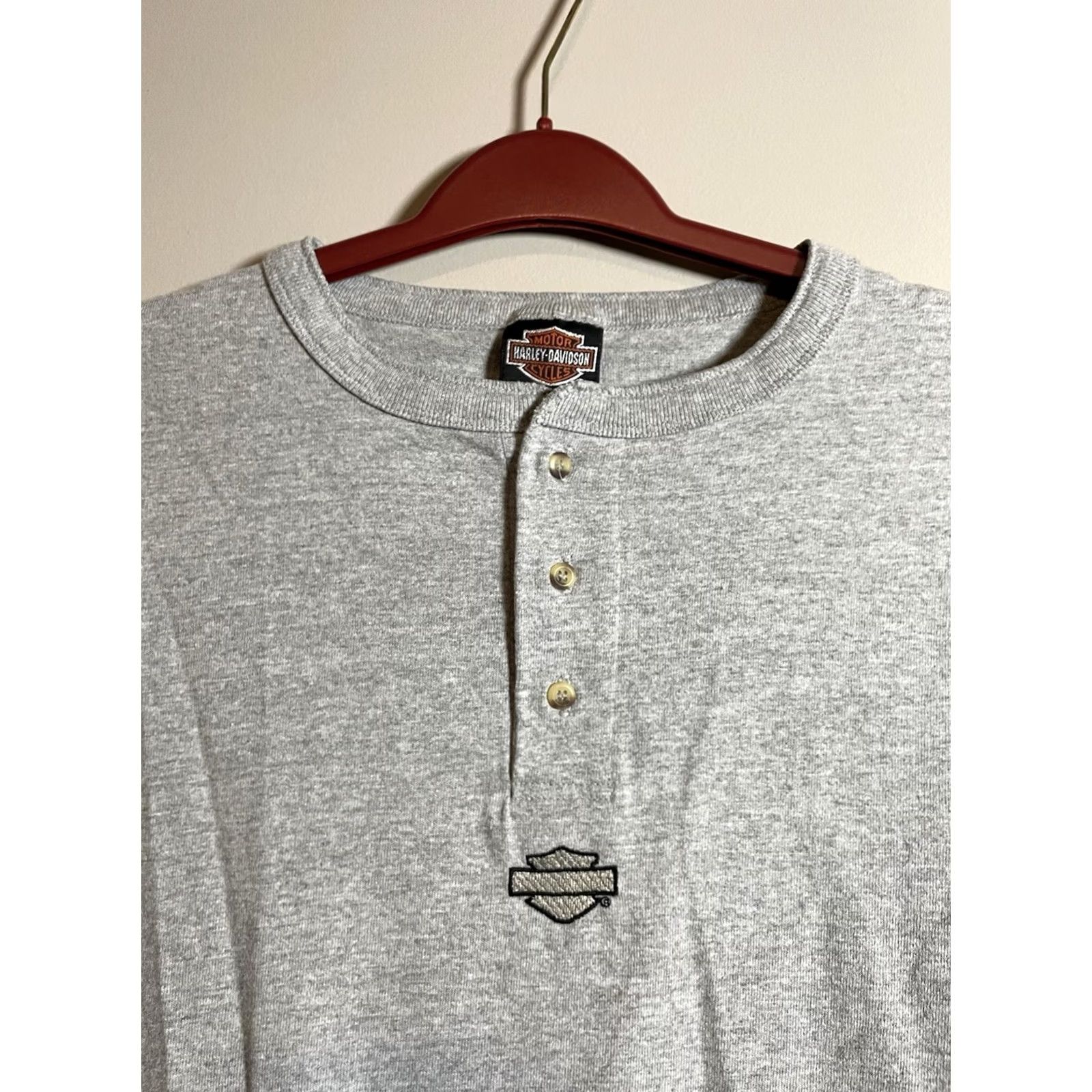 Harley Davidson Harley-Davidson Button-Up Shirt Mens XL Gray Short Sleeve Davenport Iowa Emblem Vintage? Size US XL / EU 56 / 4 - 2 Thumbnail