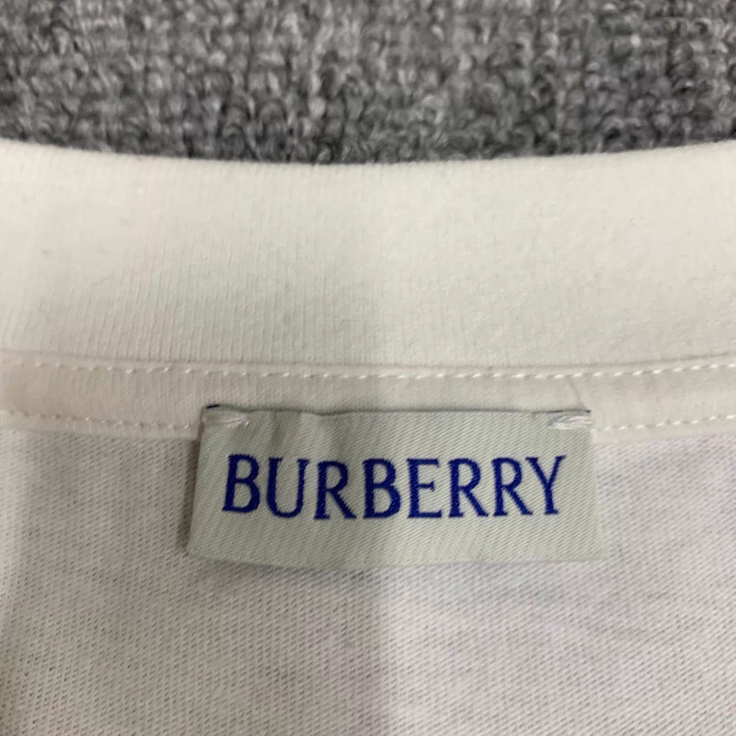 Burberry Burberry White Horseferry Embroidered SS XL 95 New Size US XL / EU 56 / 4 - 6 Thumbnail