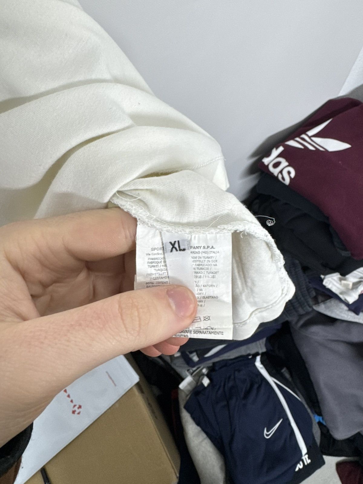 Stone Island Stone Island Mens T-Shirt Short Sleeve Logo Patch Casual Size US XL / EU 56 / 4 - 9 Thumbnail