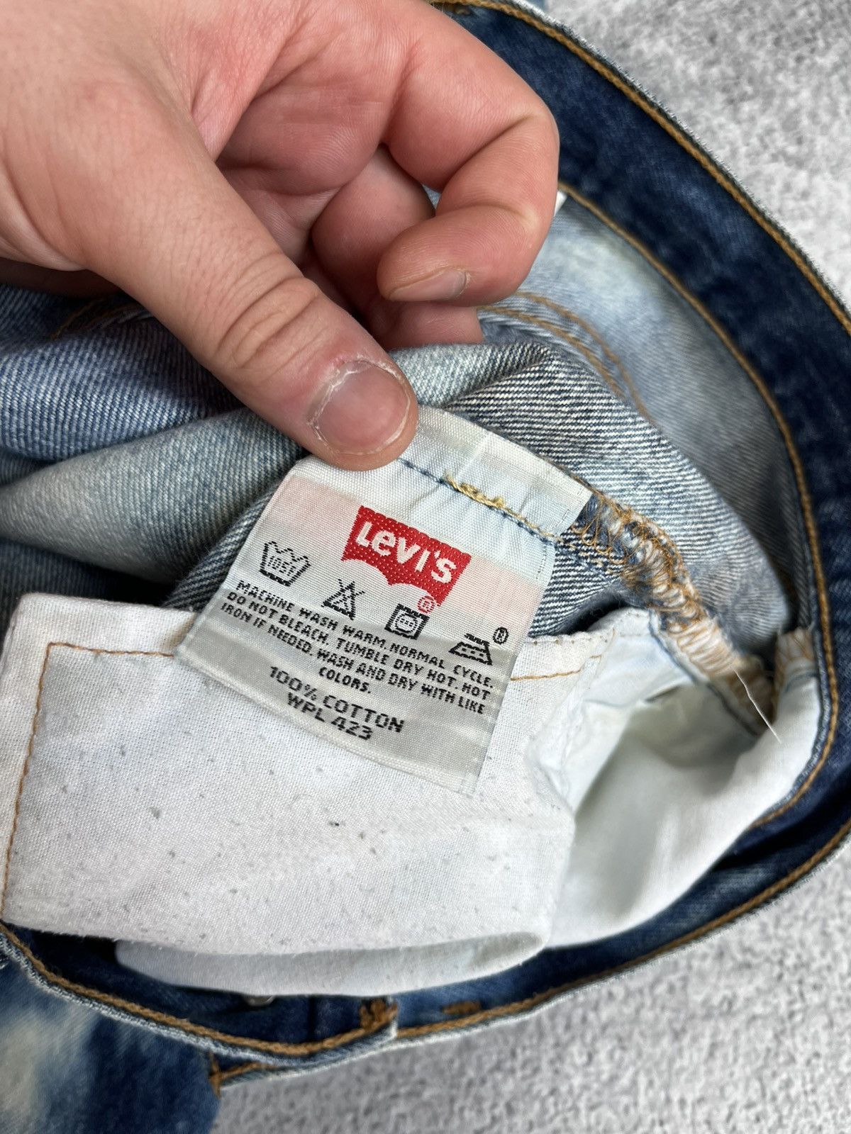 Levi's Vintage Levis 501 Distressed Jeans Size US 32 / EU 48 - 14 Thumbnail