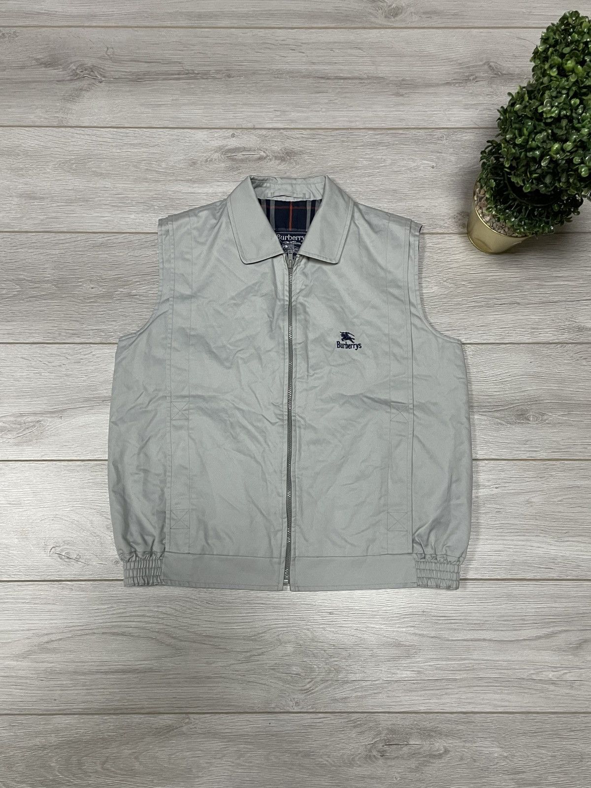Burberry Burberry London vest dark blue nova check zip Size US M / EU 48-50 / 2 - 1 Thumbnail