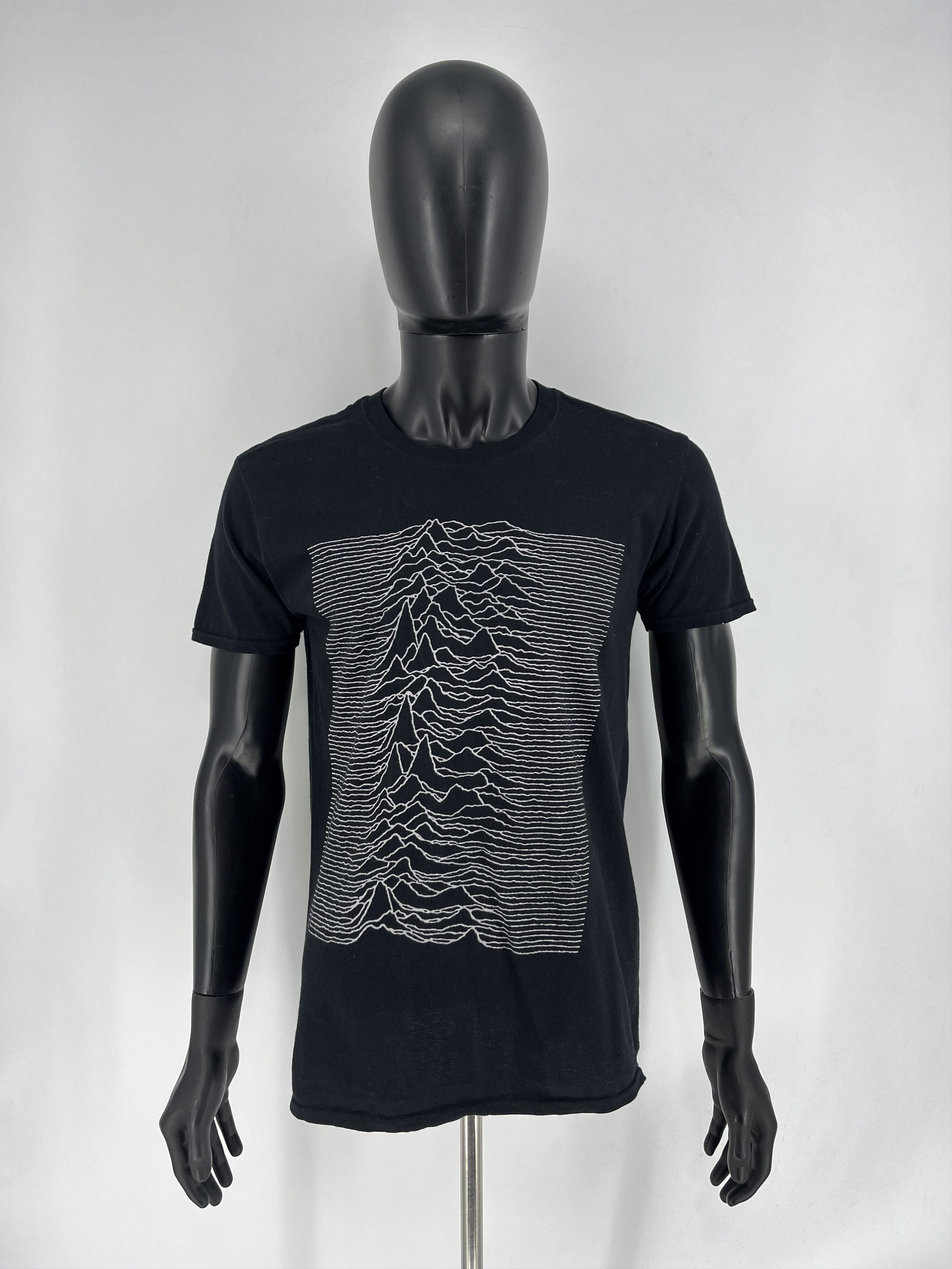 Band Tees × Joy Division Vintage Joy Divivsion T Shirt Band Rock Tee Y2K Size M Size US M / EU 48-50 / 2 - 2 Thumbnail
