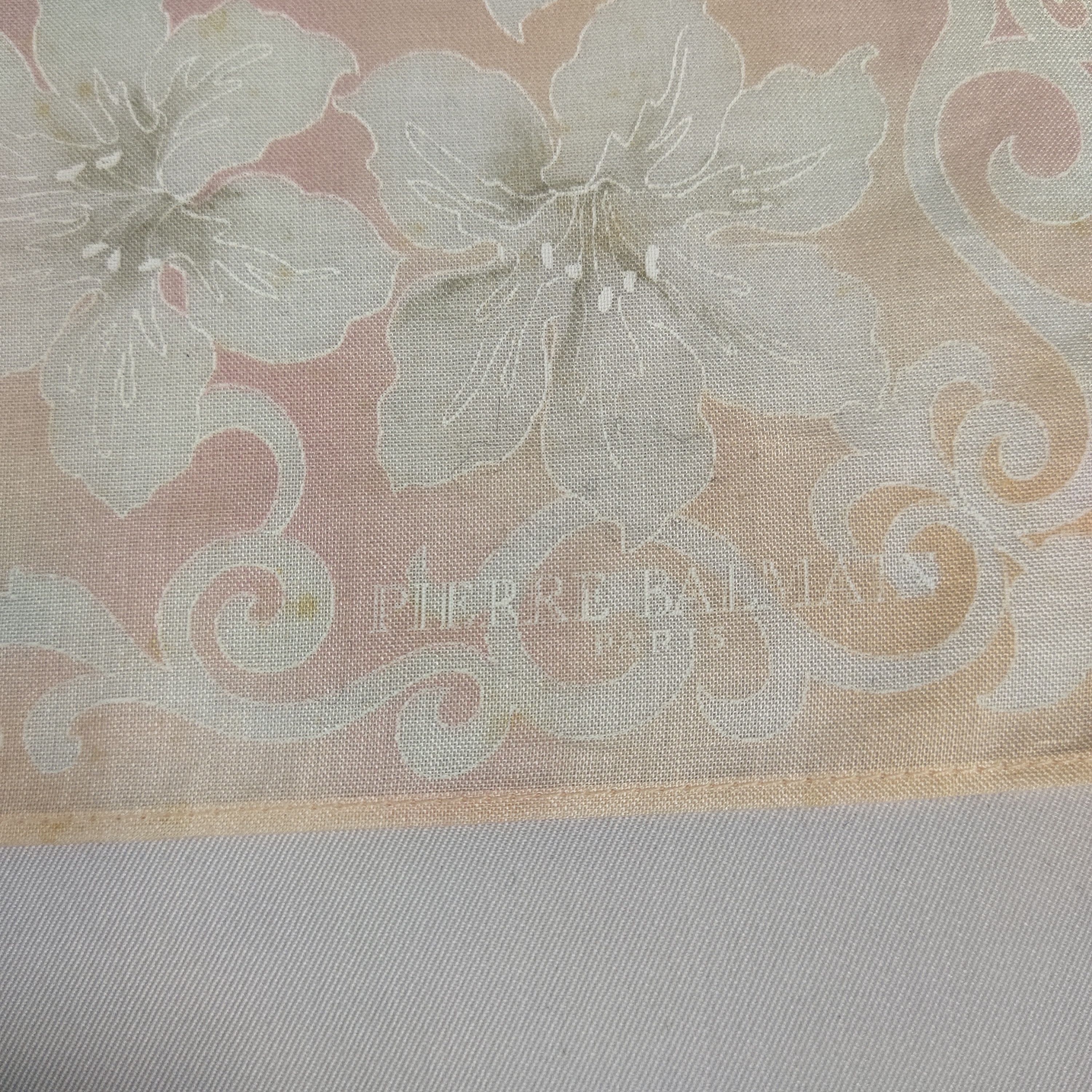 Pierre Balmain × Vintage Pierre Balmain Handkerchief / Neckerchief / Bandana FZ563 Size ONE SIZE - 5 Thumbnail