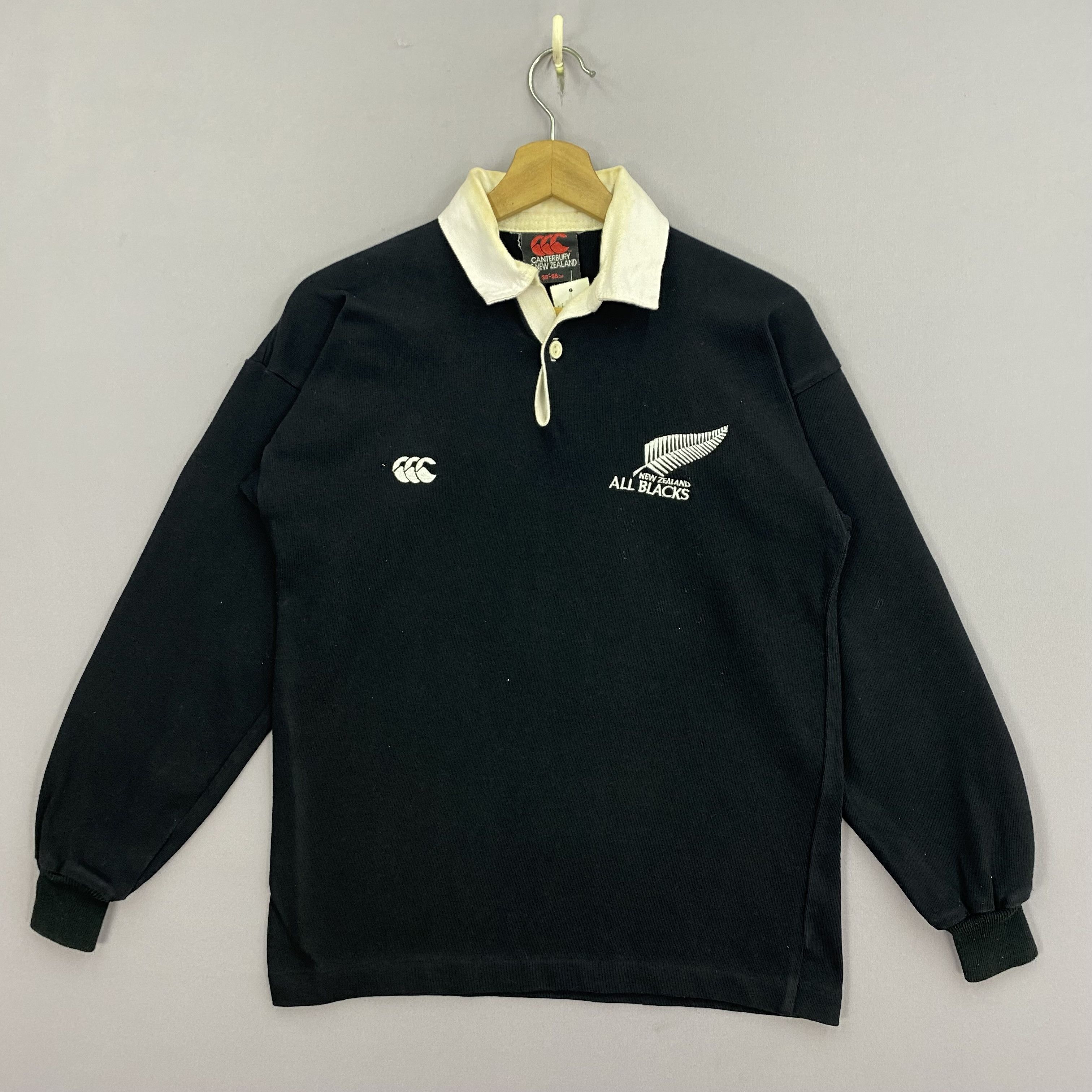 Canterbury of New Zealand Vintage Canterbury New Zealand Rugby Team All Blacks T-Shirt Size US M / EU 48-50 / 2 - 1 Thumbnail