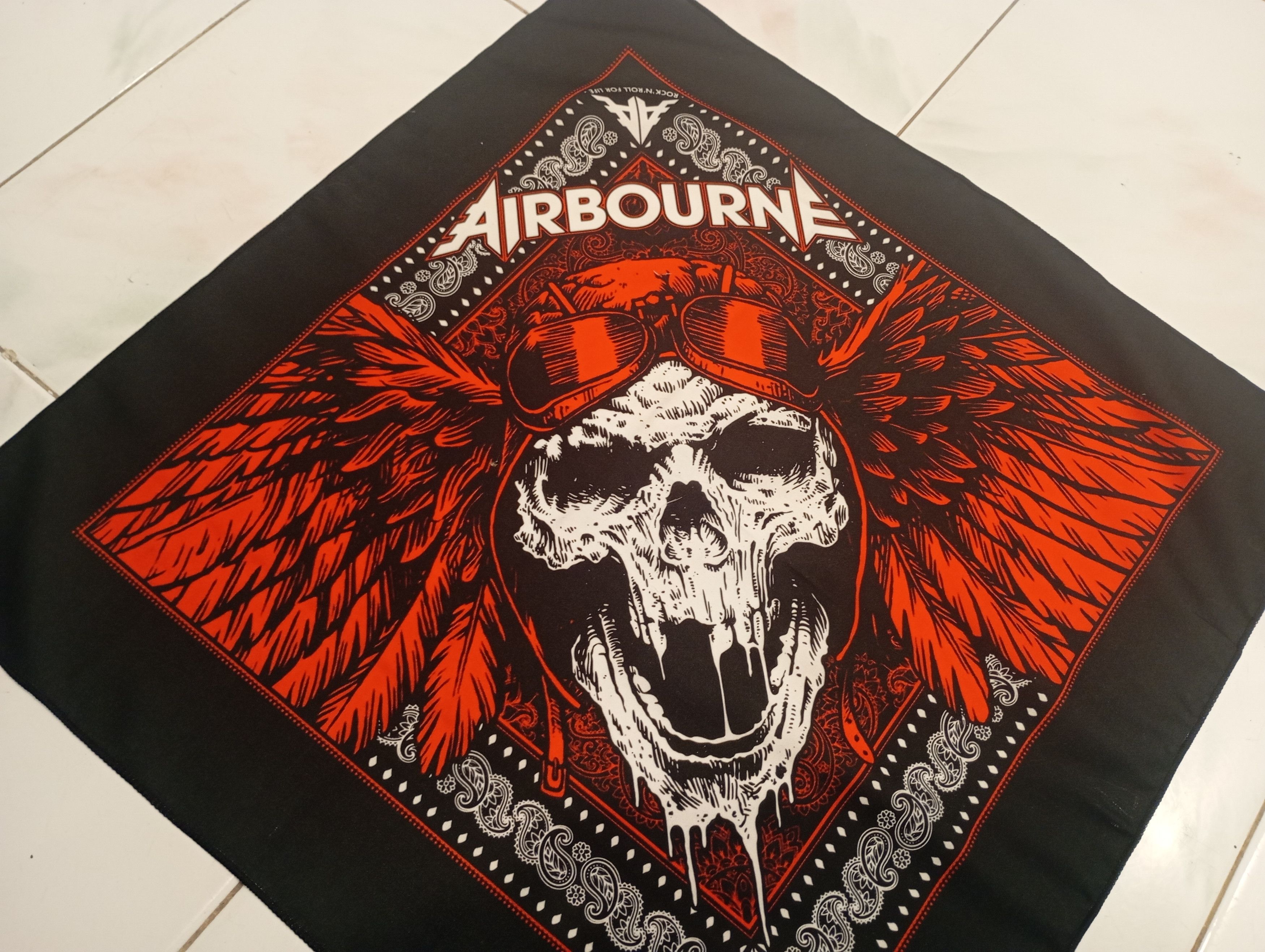 Band Tees Skulls Bandana Handkerchief air Bourne Size ONE SIZE - 4 Thumbnail