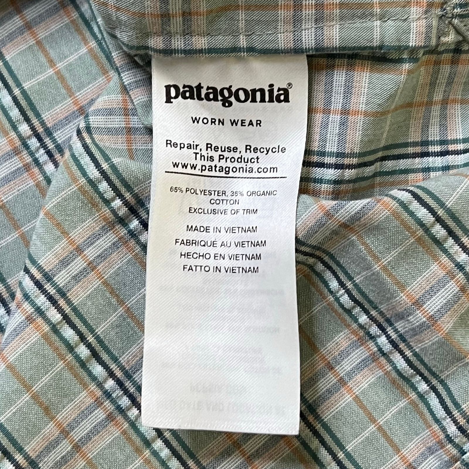 Patagonia Patagonia Men’s Short Sleeve Button Shirt Size Large Plaid Size US L / EU 52-54 / 3 - 5 Thumbnail