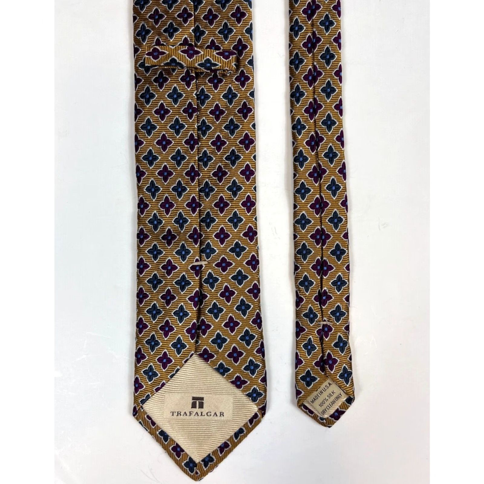 Vintage Trafalgar Men's Woven Silk Tie Made in USA Size ONE SIZE - 7 Thumbnail
