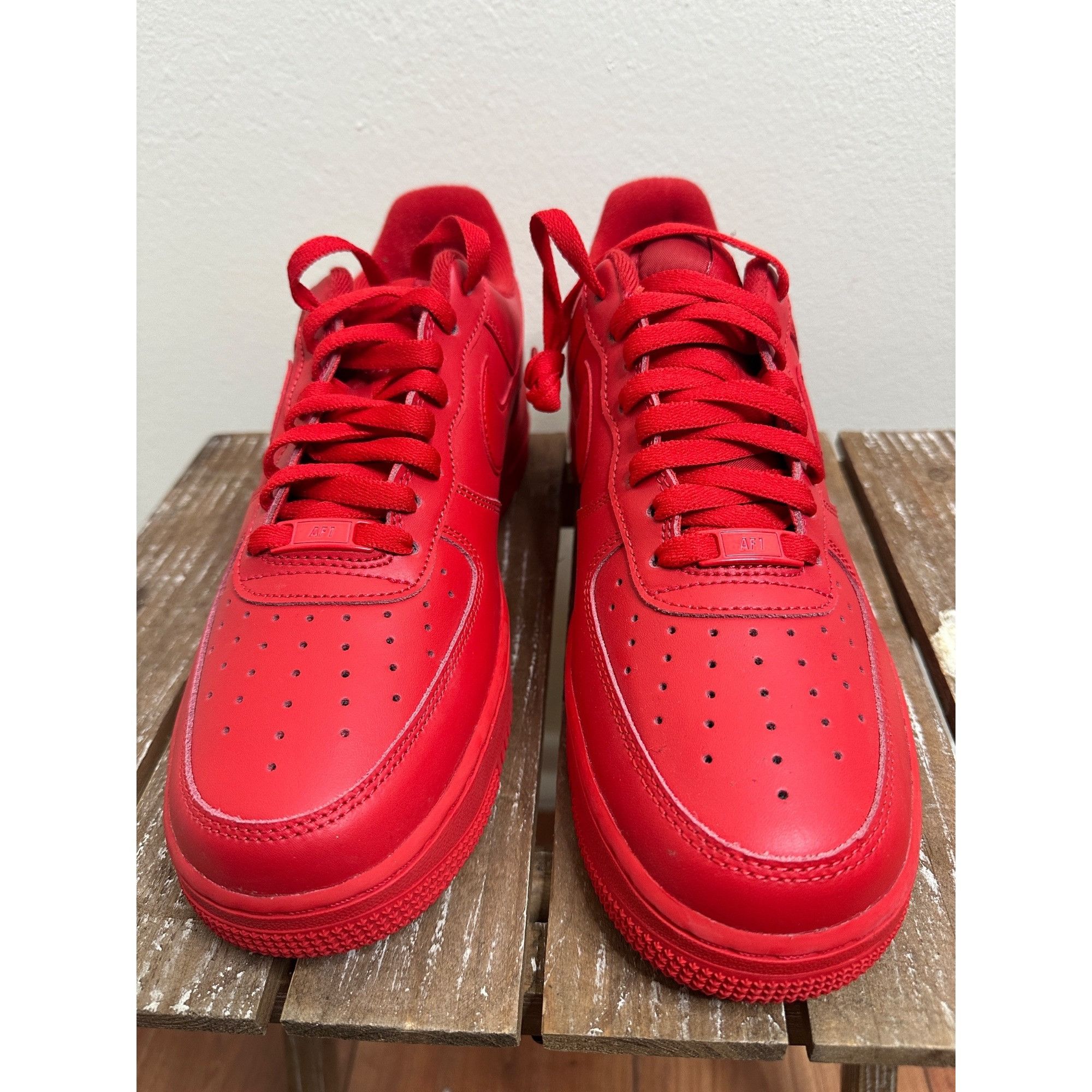 Nike Nike Airforce 1 Low Triple Red Size US 10 / EU 43 - 7 Thumbnail