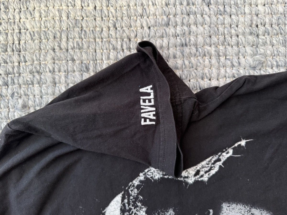 FAVELA Maria born in Heaven raised on earth avantgarde Maria Size US S / EU 44-46 / 1 - 5 Thumbnail