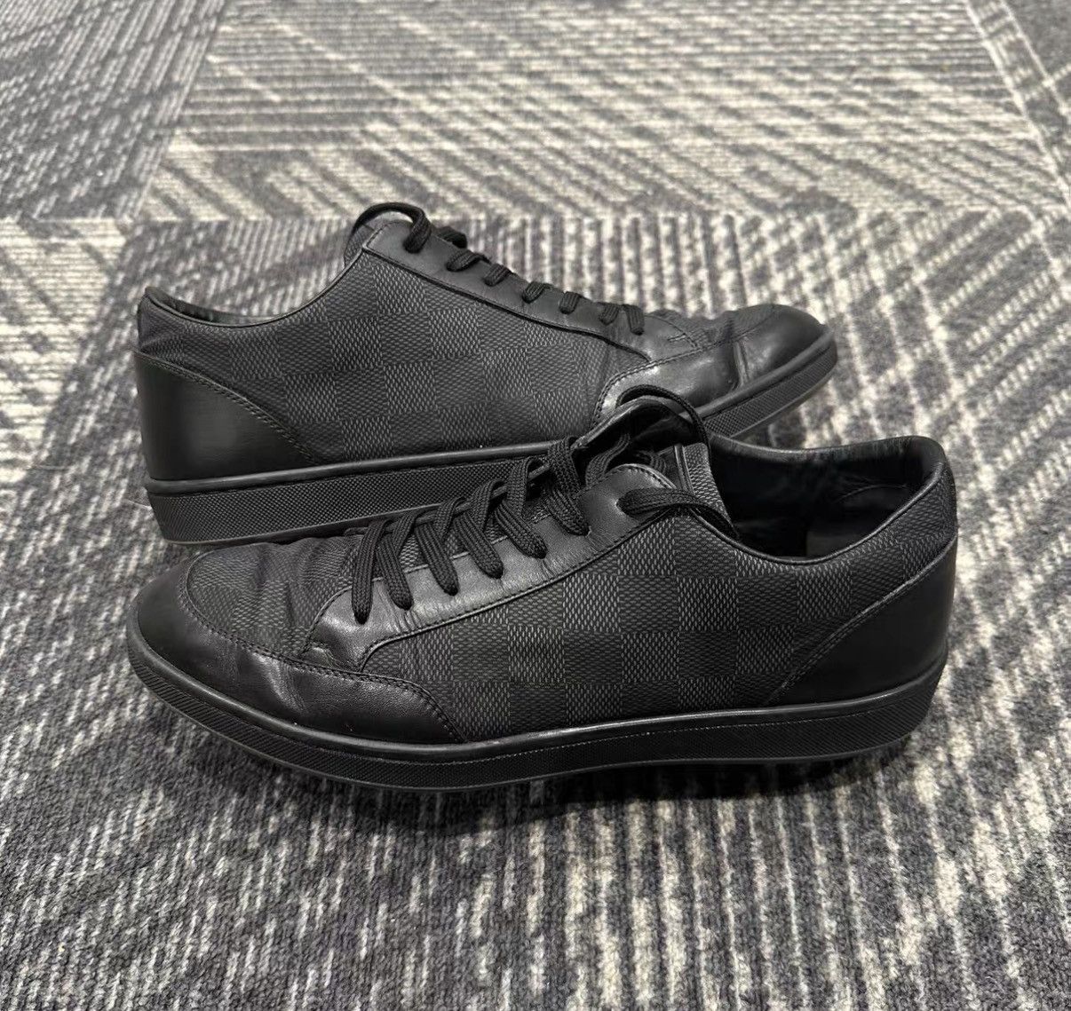 Louis Vuitton Louis Vuitton Damier Casual Sneakers J42 Size US 5.5 / EU 38 - 4 Thumbnail