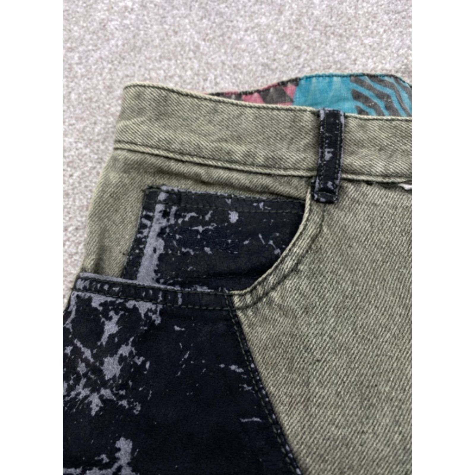 Denime VINTAGE Fresh Threadz Jeans Men 32x34 Black Denim Straight Leg 5-Pocket Design Slim Jeans Mens Black 90s Style Size US 32 / EU 48 - 6 Thumbnail