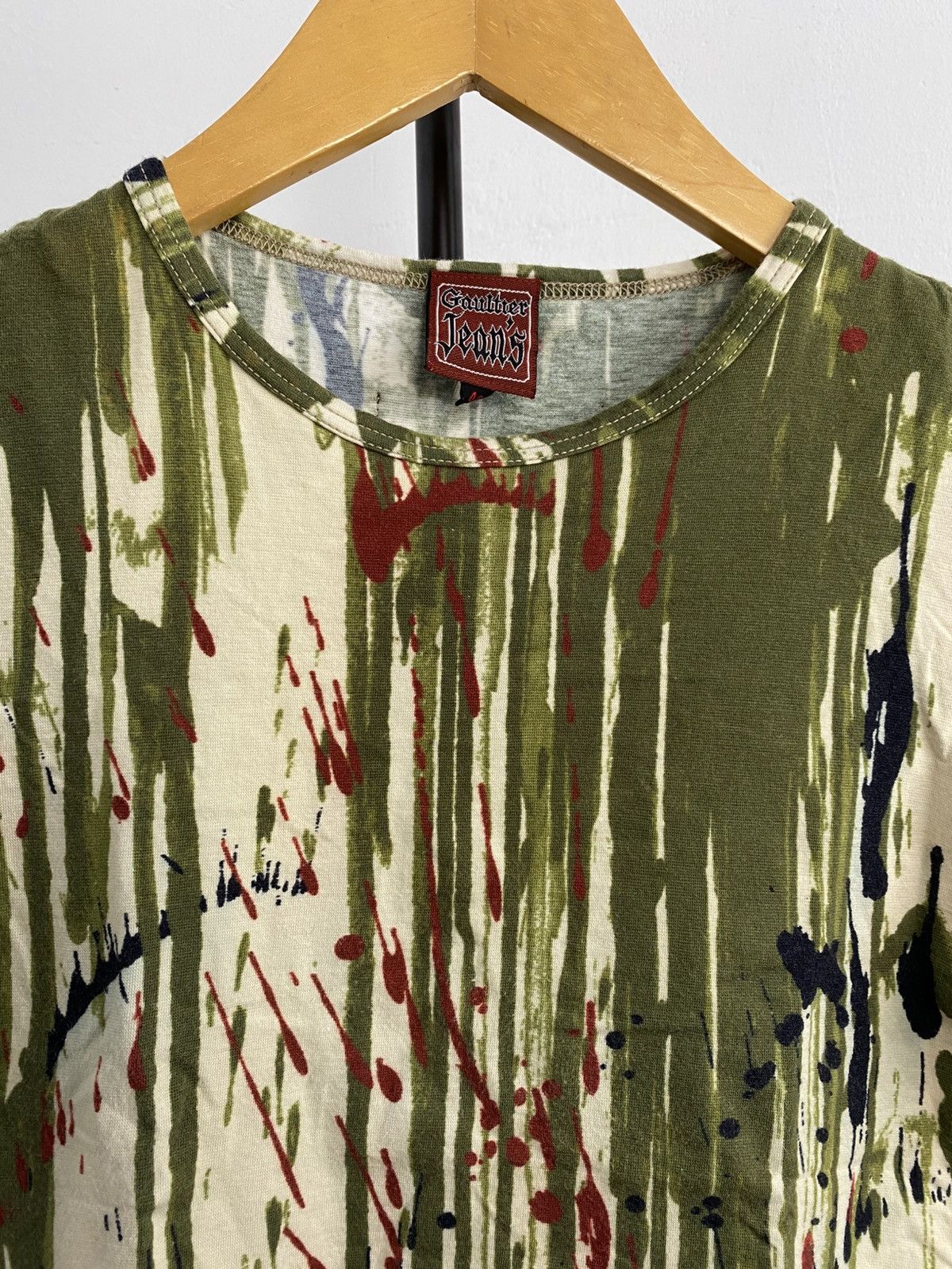 Jean Paul Gaultier AW98 Jean paul gaultier blood paint splatter t-shirt Size US S / EU 44-46 / 1 - 4 Thumbnail