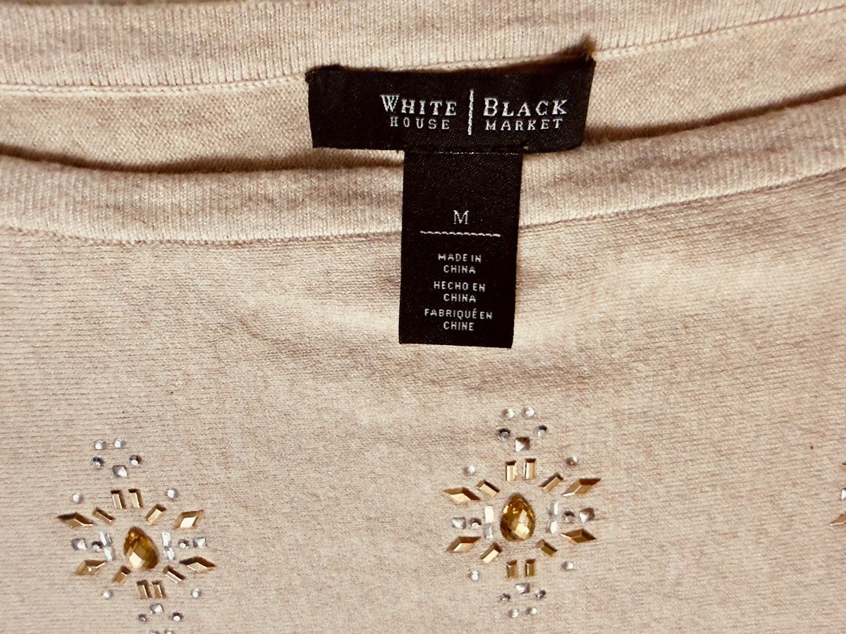 White House Black Market White House Black Market Pink Embellished Sweater – Size M Size M / US 6-8 / IT 42-44 - 3 Thumbnail