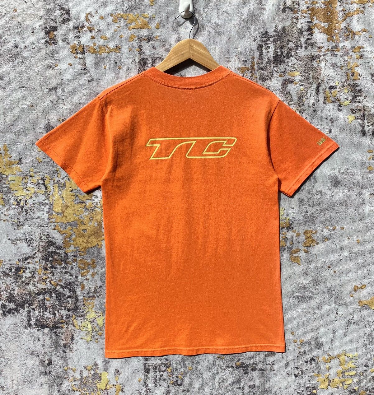 Vintage Vintage T&C Surf Design Hawaii Ting Yang Skate Scope Shirt Size US S / EU 44-46 / 1 - 2 Thumbnail
