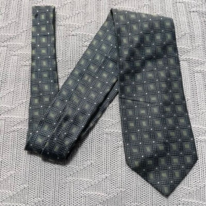 Hugo Boss Hugo Boss silver gray geometric square Italian silk tie Size ONE SIZE - 1 Thumbnail