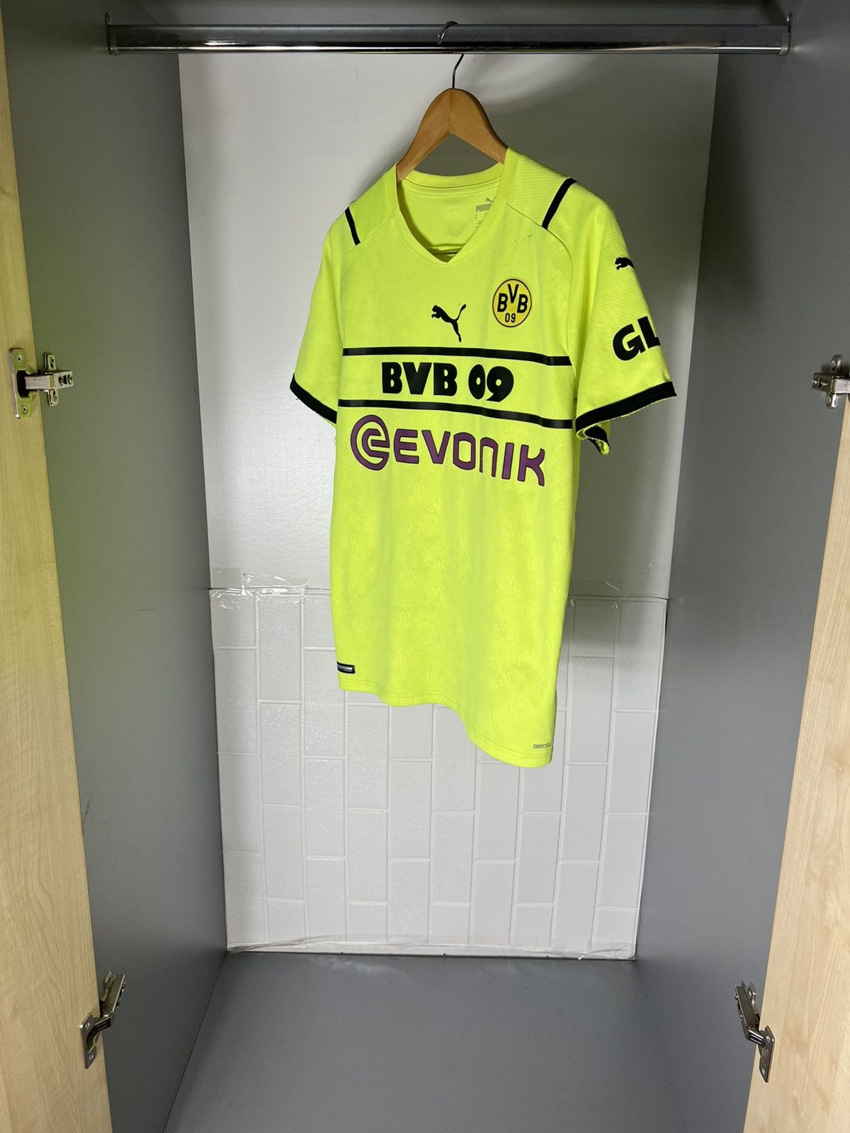 Puma VINTAGE PUMA FC BORUSSIA DORTMUND GERMANY SOCCER JERSEY Y2K Size US M / EU 48-50 / 2 - 9 Thumbnail