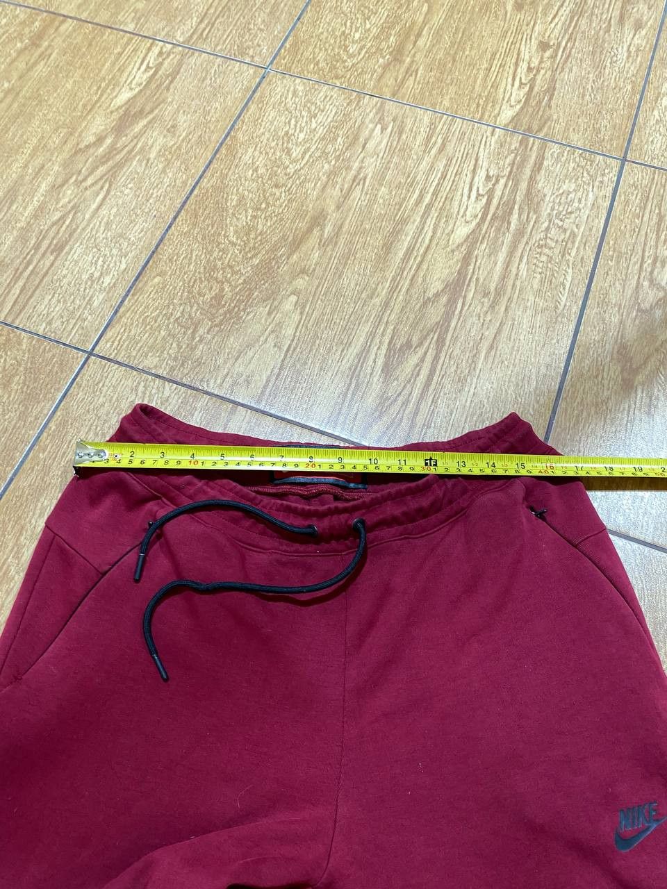 Nike Nike Embroidered Swoosh Jogger Sweatpants Size US 34 / EU 50 - 24 Thumbnail