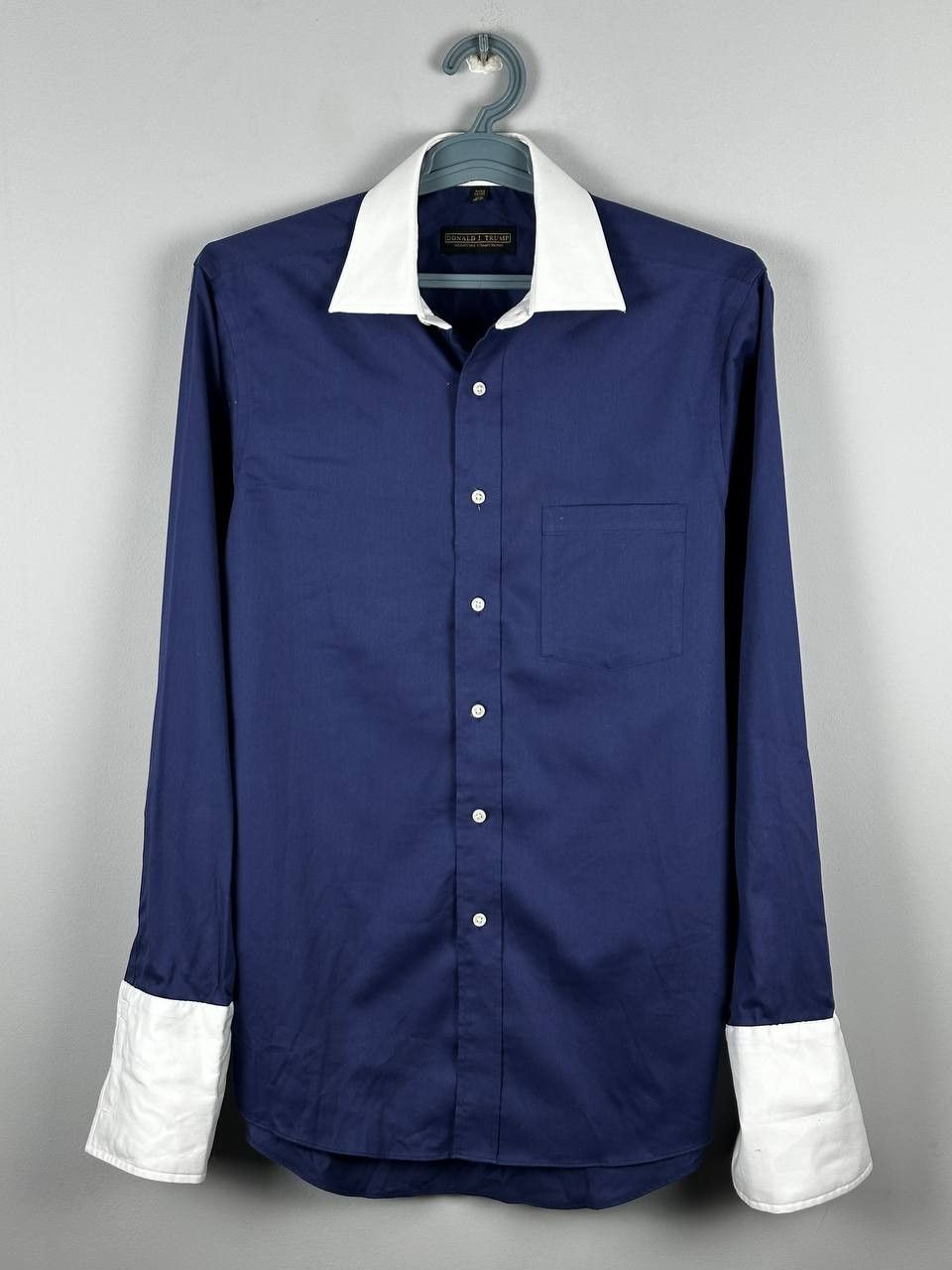 Donald Trump Donald J Trump Signature Collection Navy Luxury Dress Shirt Size US M / EU 48-50 / 2 - 1 Thumbnail