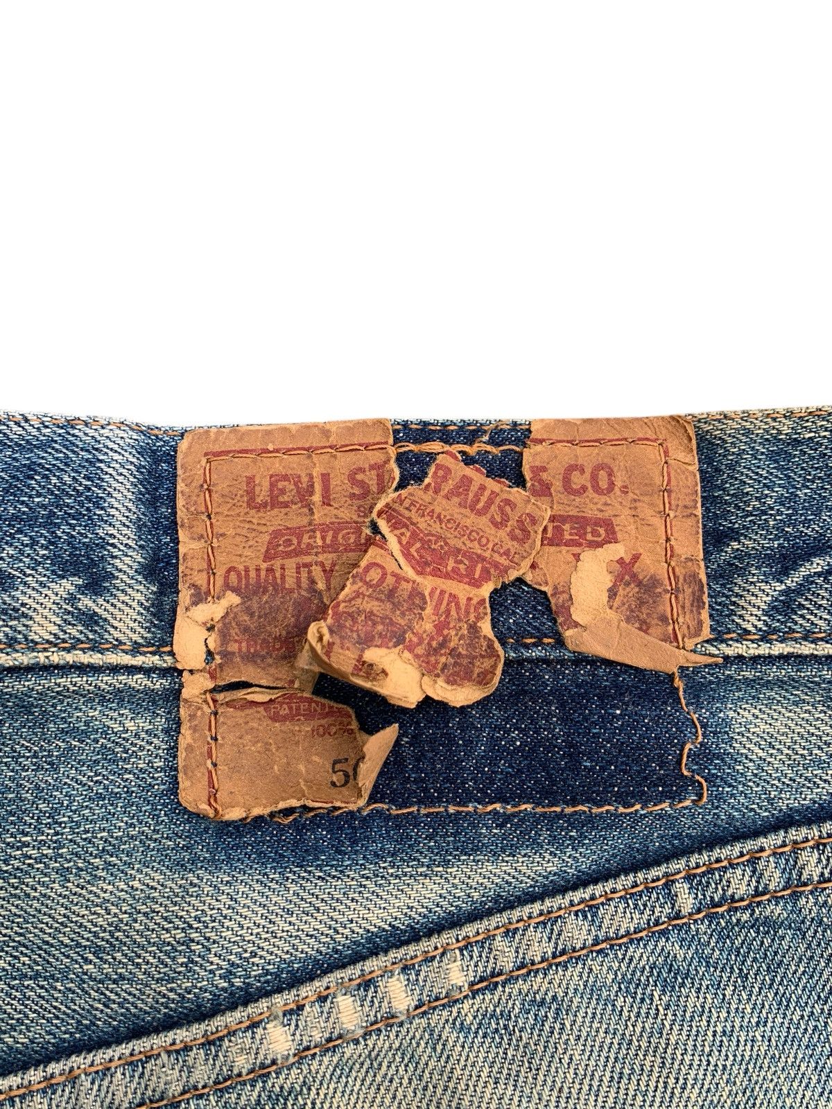 Levi's TRASHER💥VINTAGE LEVIS BIG E SELVEDGE DAMAGE DISTRESSED DENIM Size US 31 - 9 Thumbnail