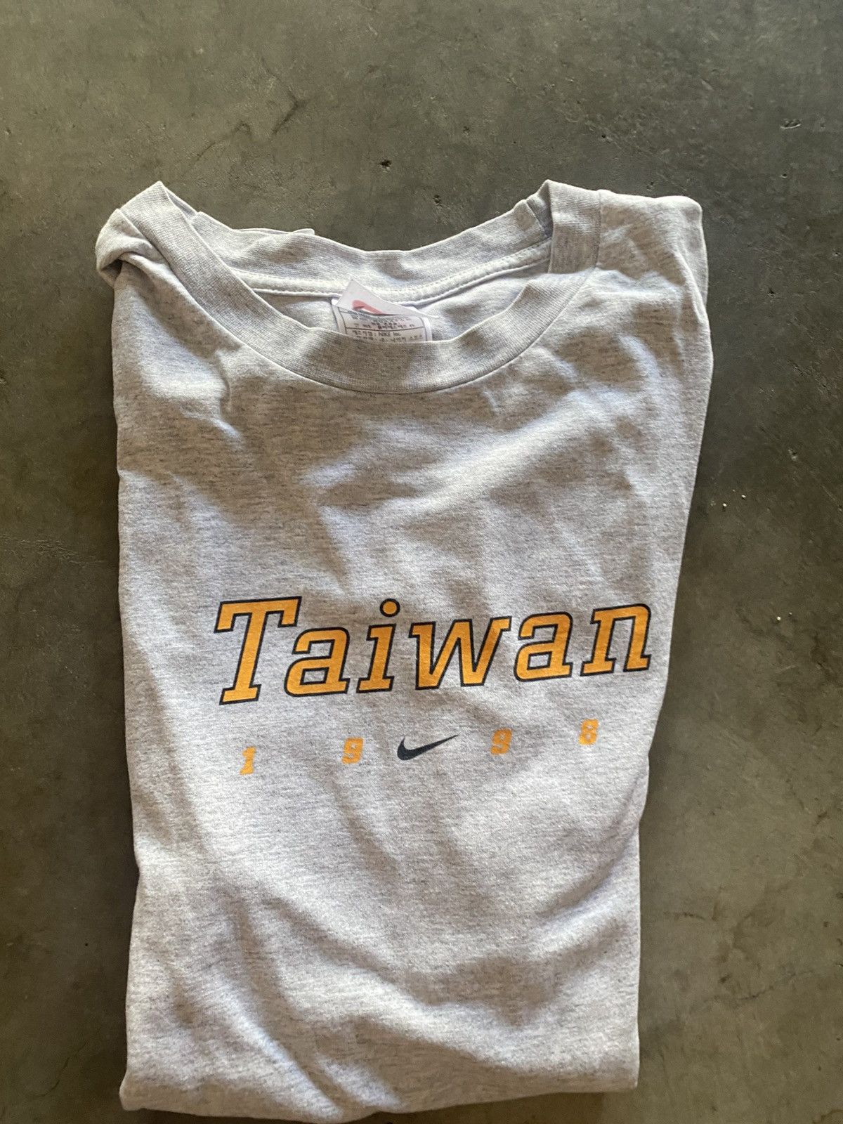 Nike Vintage Nike Taiwan Basketball Tee Size US XXL / EU 58 / 5 - 1 Thumbnail