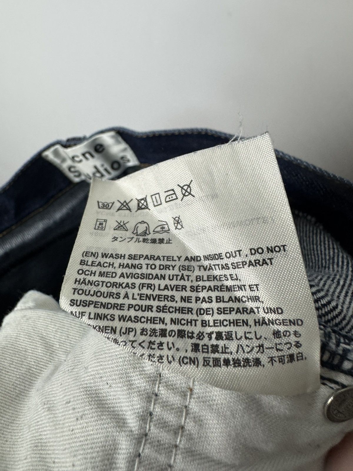 Acne Studios Acne Studios Max Raw Denim Jeans Navy Washed Vintage Style Size 30" / US 8 / IT 44 - 15 Thumbnail