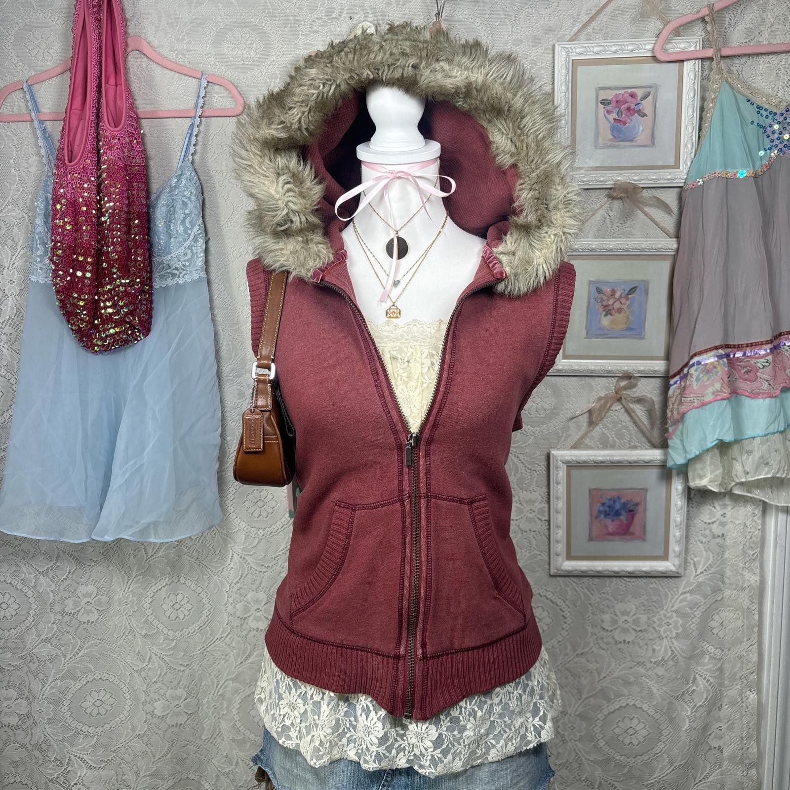 Aeropostale y2k aeropostale fur zip up hoodie vest Size M / US 6-8 / IT 42-44 - 1 Thumbnail