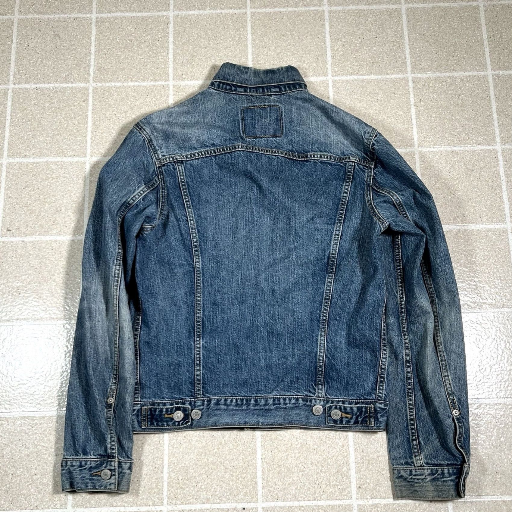 Levi's Levi's Trucker Jacket Denim Blue Jean Button Front Men S Size Regular Small Blue Size US 29 - 4 Thumbnail