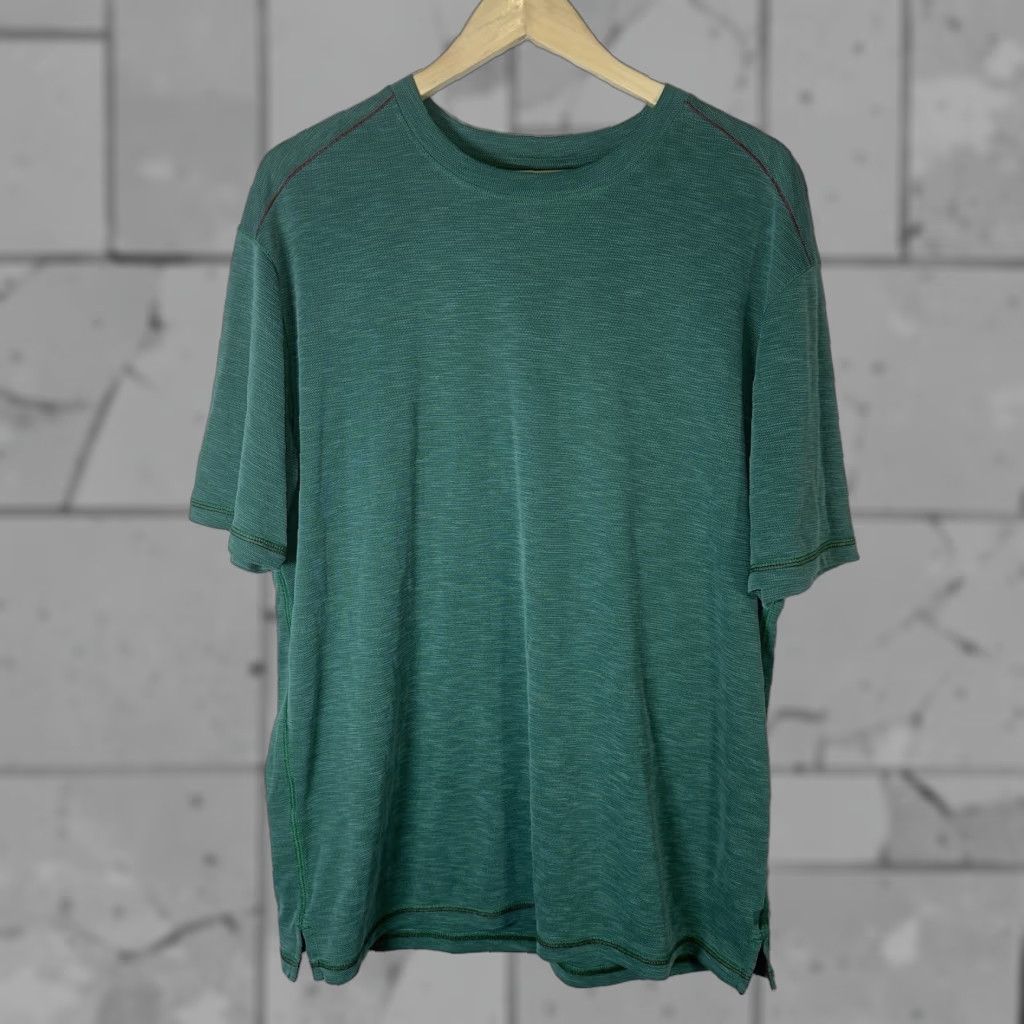 Tommy Bahama TOMMY BAHAMA Green Casual T-Shirt Mens Adult Large Regular Fit Size US L / EU 52-54 / 3 - 1 Thumbnail