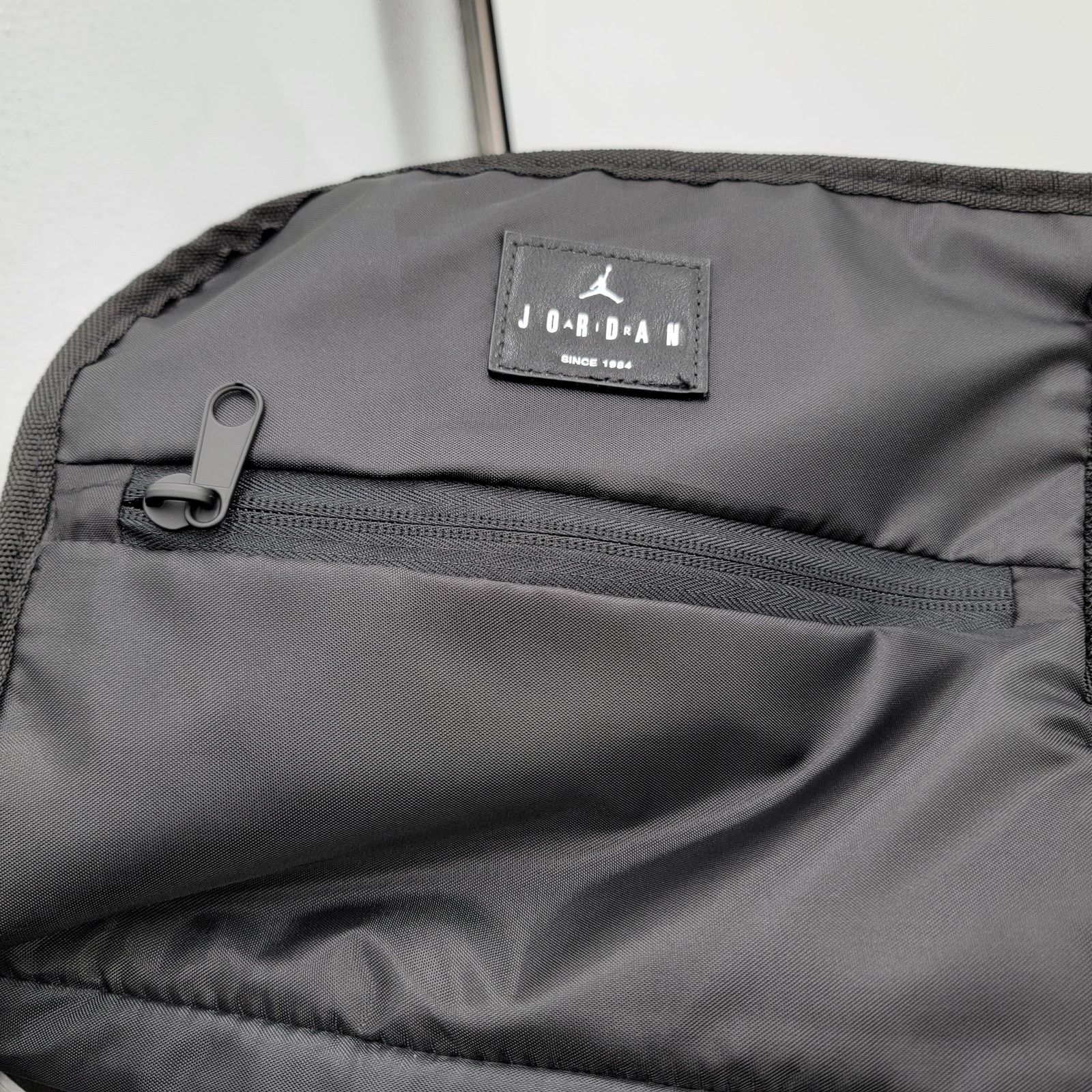 Jordan Brand Jordan Collectors 44L Duffle Travel Bag Black MA0932-023 Size ONE SIZE - 10 Thumbnail