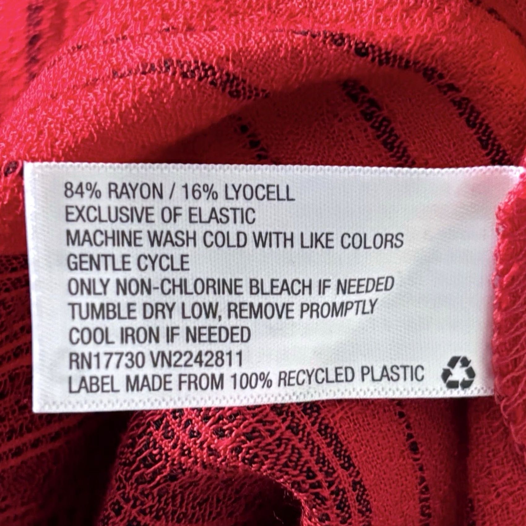 Vintage VINTAGE? No — Universal Thread Maxi Dress Women’s Red Party Cocktail Evening Event Size S Regular Sleeveless V-Neck Tie Waist Long Pattern Striped Size S / US 4 / IT 40 - 7 Thumbnail