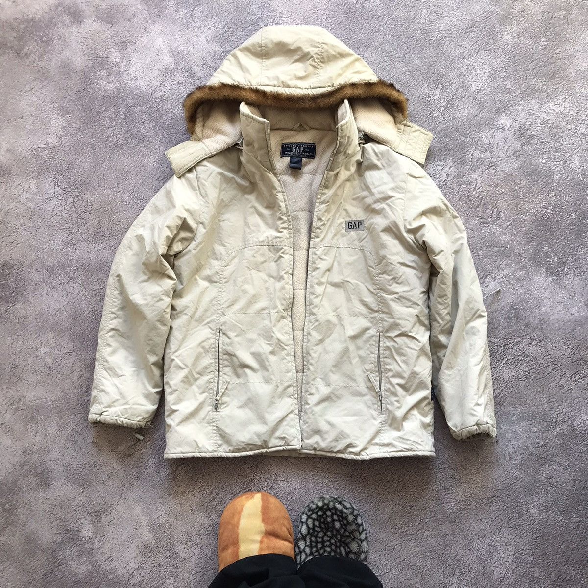 Vintage Vintage Gap Quilted Puffer Jacket Cream Gorpcore Y2K Faded L Size US L / EU 52-54 / 3 - 1 Thumbnail