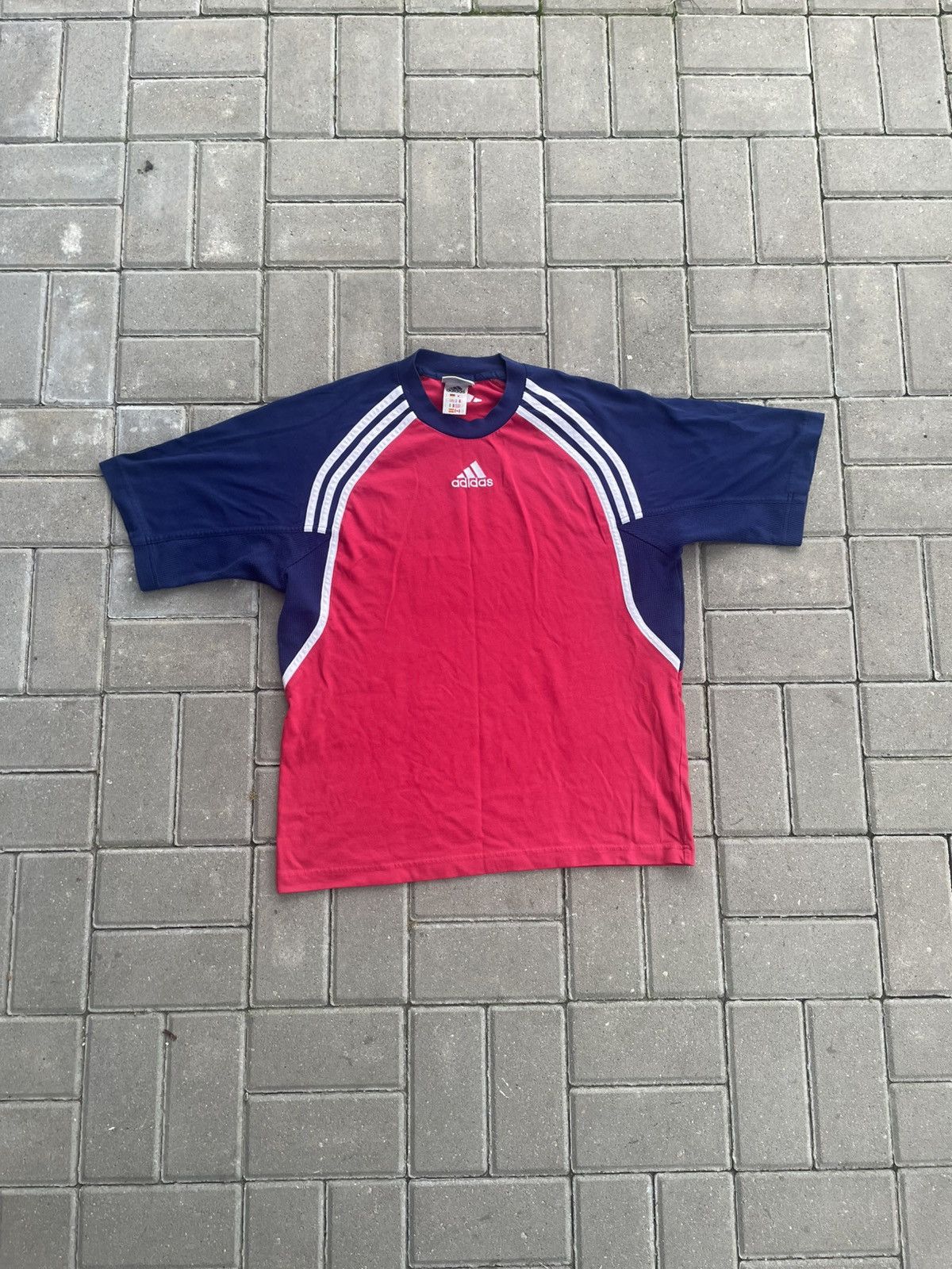 Adidas × Vintage Adidas vintage 00s tshirt Size US M / EU 48-50 / 2 - 1 Thumbnail
