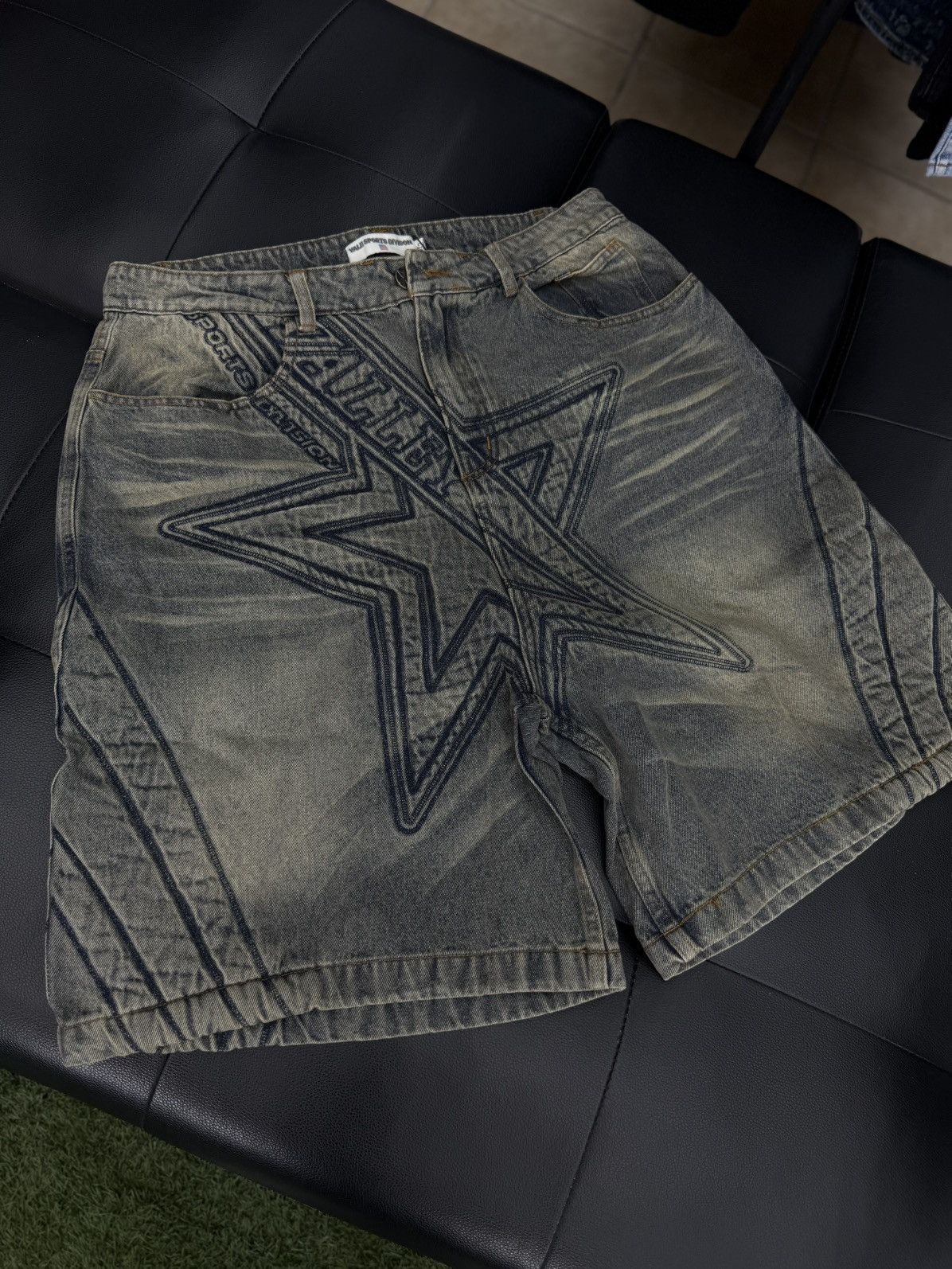 Vale Vale Valley Blue Denim Star Shorts Size 32 (NEW) Size US 32 / EU 48 - 2 Thumbnail
