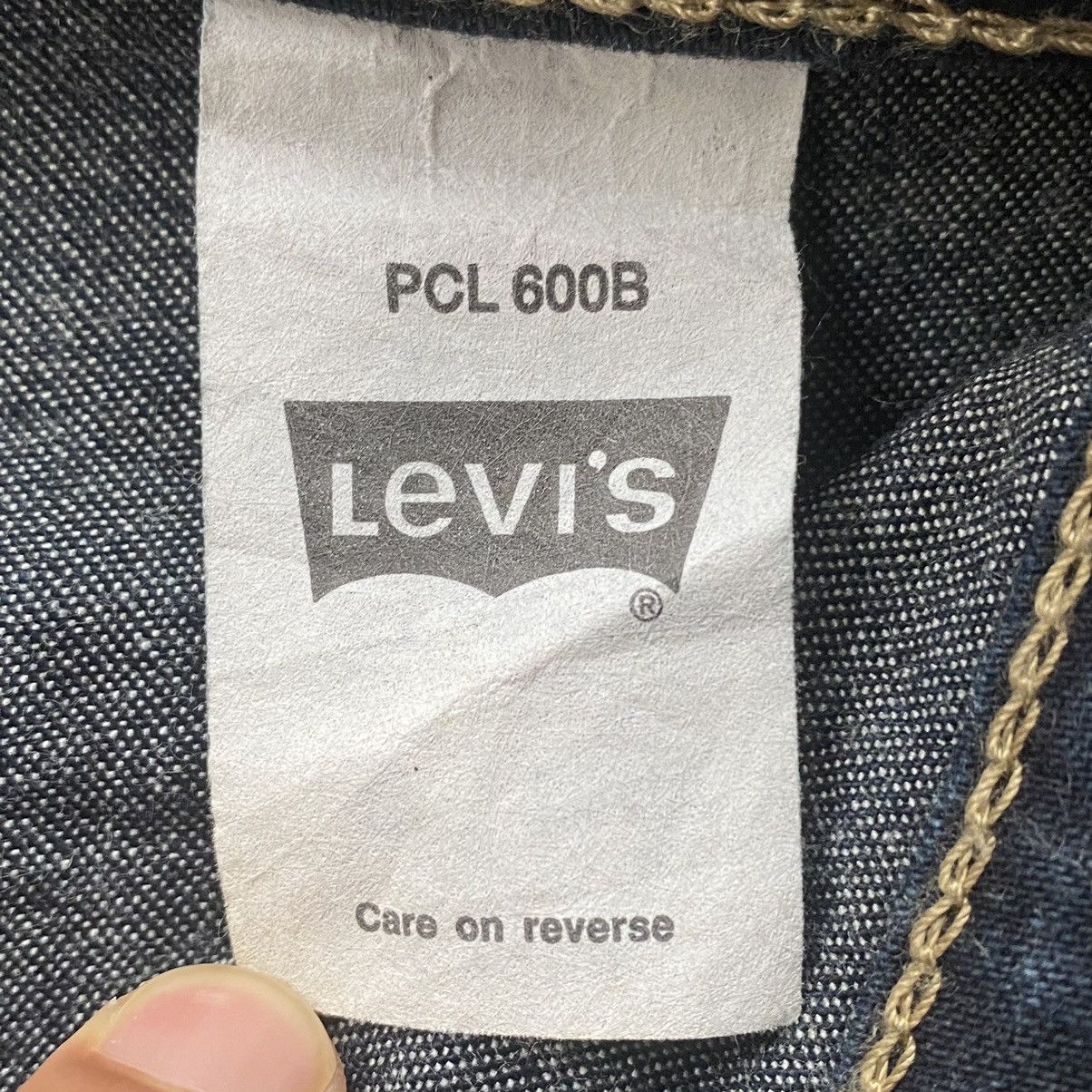 Levi’s bootcut bush pants stretchable jeans