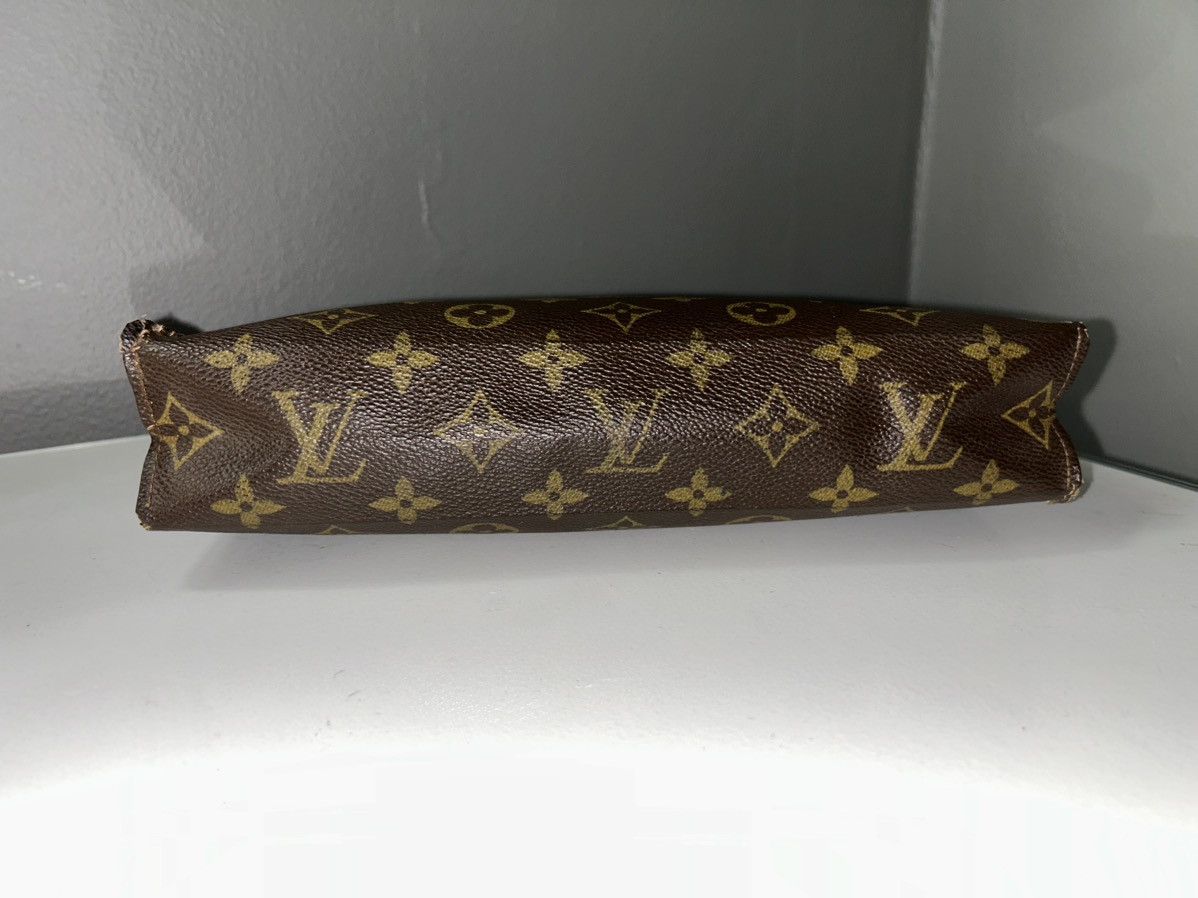 Louis Vuitton Louis Vuitton Monogram Toiletry Pouch 26 w COA Size ONE SIZE - 12 Thumbnail