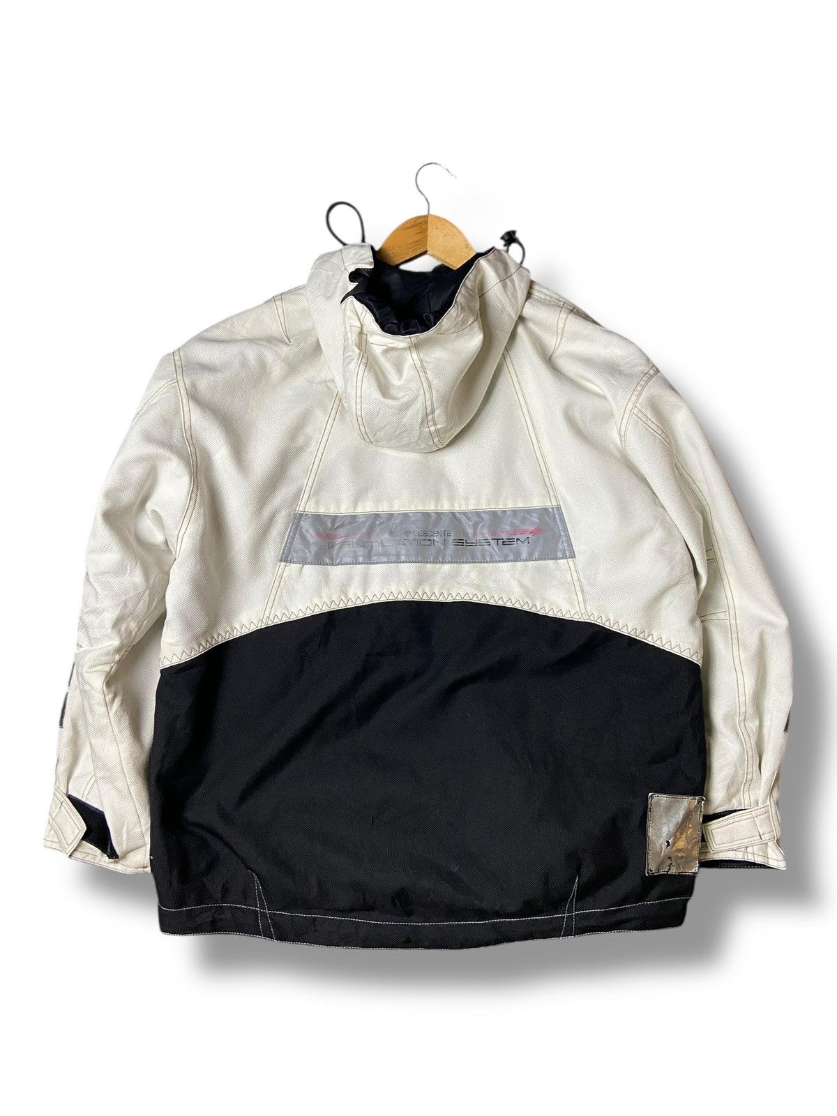 Descente × Japanese Brand × Vintage Vintage DESCENTE Snowboard Ski Wear Jacket (119) Size US M / EU 48-50 / 2 - 9 Thumbnail