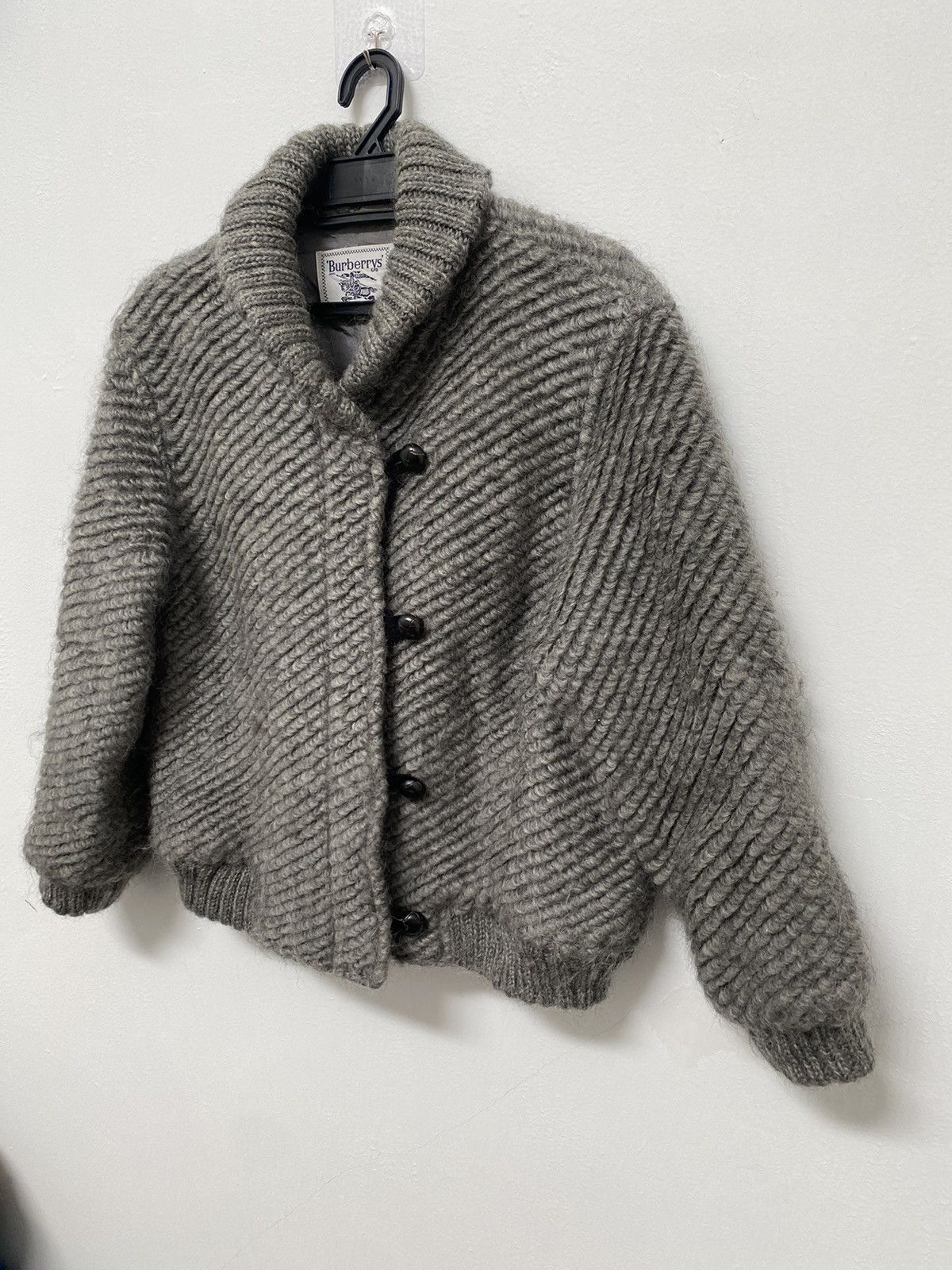 Burberry Prorsum BURBERRYS PROSUM KNIT STYLE CROPPED DESIGN WOOL Size M / US 6-8 / IT 42-44 - 3 Thumbnail