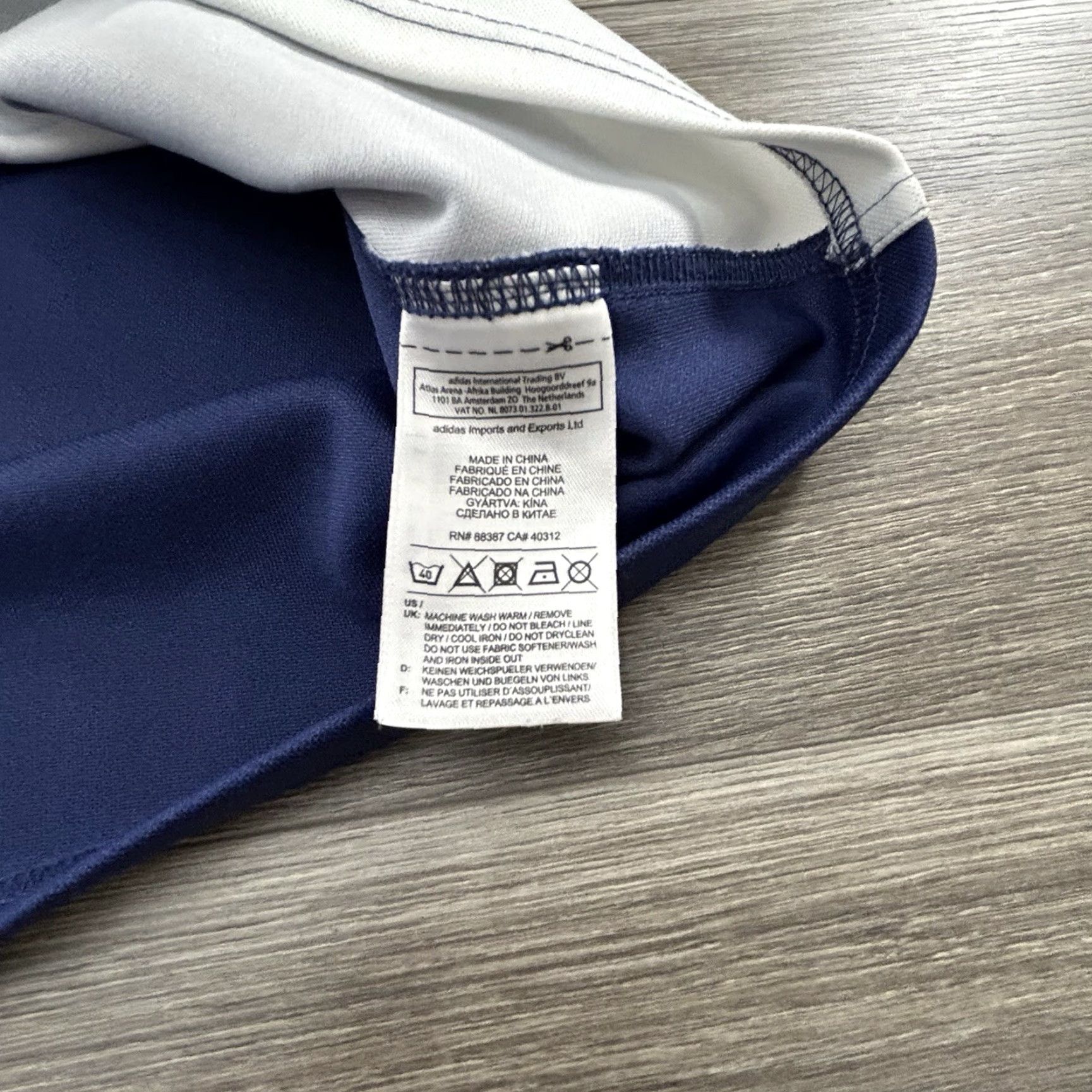 Adidas VINTAGE Adidas Womens Soccer Jersey Laoise Futból Authentic Y2K Striped Clima Jersey Blue 90s Womens XS-XXL? Size L / US 10 / IT 46 - 7 Thumbnail