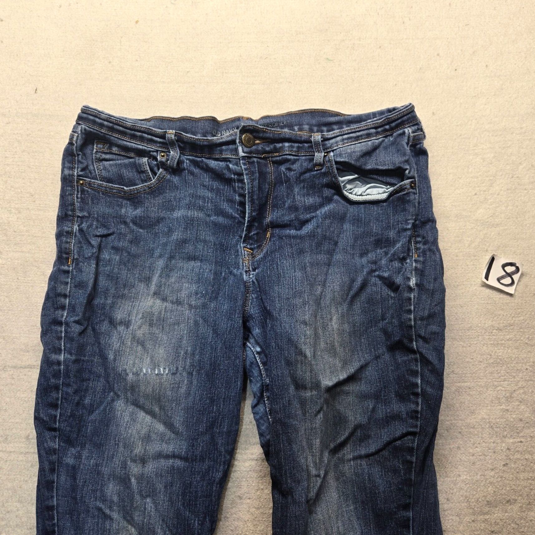 Old Navy Old Navy Women's Jeans Pants Curvy Profile Mid Rise Denim Short 14 Blue Regular Size 14 Jeans Womens Size 36" / US 14 / IT 50 - 2 Thumbnail