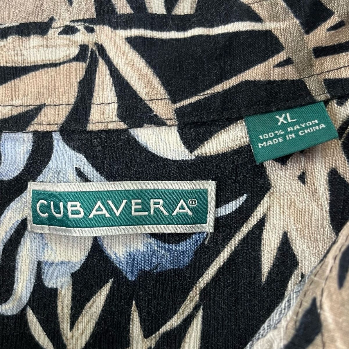 Other Club Avera Rayon Hawaiian Casual Shirt Hibiscus Floral XL Size US XL / EU 56 / 4 - 4 Thumbnail