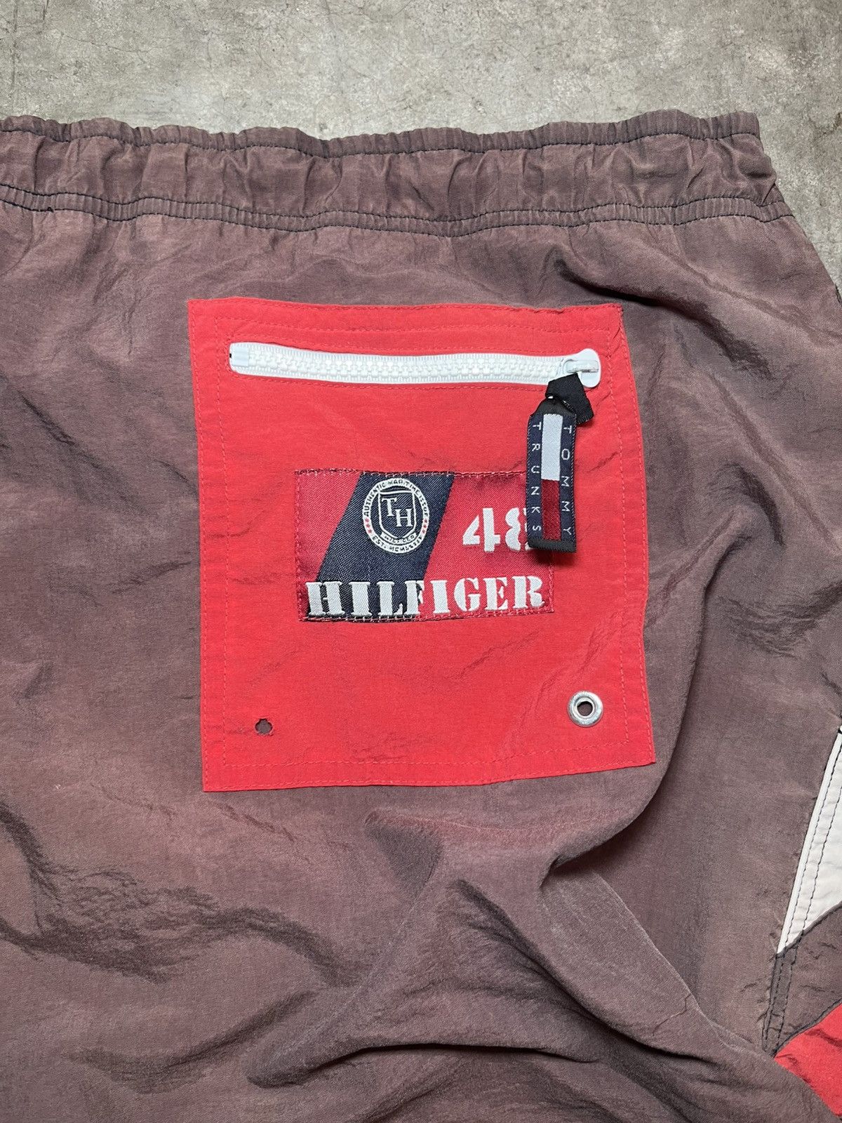 Tommy Hilfiger Vintage Brown Size XL Tommy Hilfiger Shorts Two Pockets Size US 35 - 3 Thumbnail