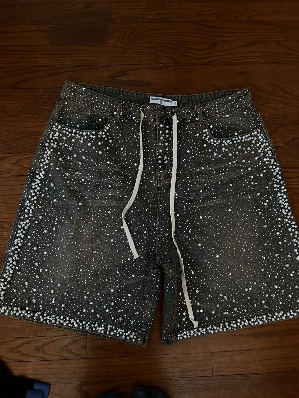Vale VALE FOREVER RAINSTORM JORTS MID WASH Size US 36 / EU 52 - 1 Thumbnail