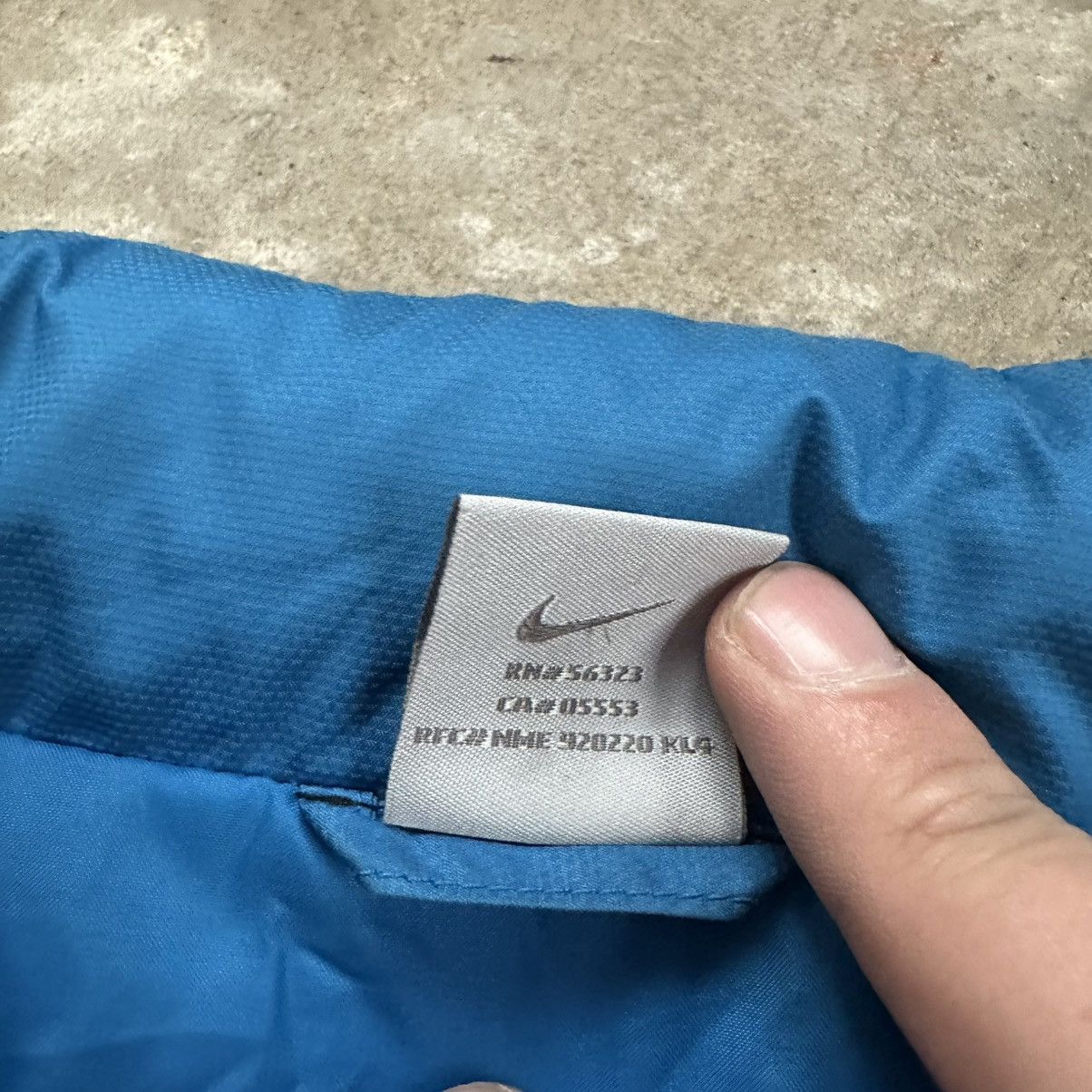 Nike Vintage Nike Total 90 Light Puffer Jacket Size US L / EU 52-54 / 3 - 7 Thumbnail