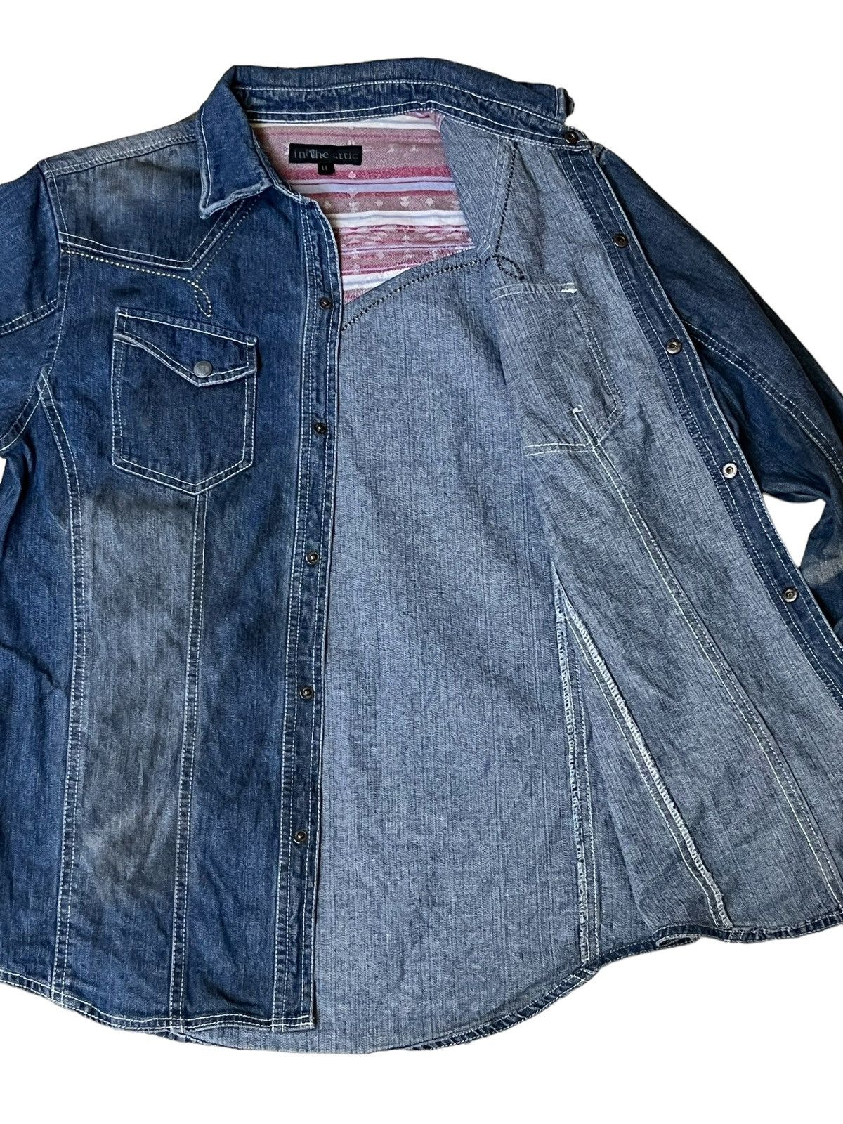 In The Attic SICK🔥IN THE ATTIC VIRGINIA BEACH BUTTON UP DENIM SHIRT Size US M / EU 48-50 / 2 - 3 Thumbnail