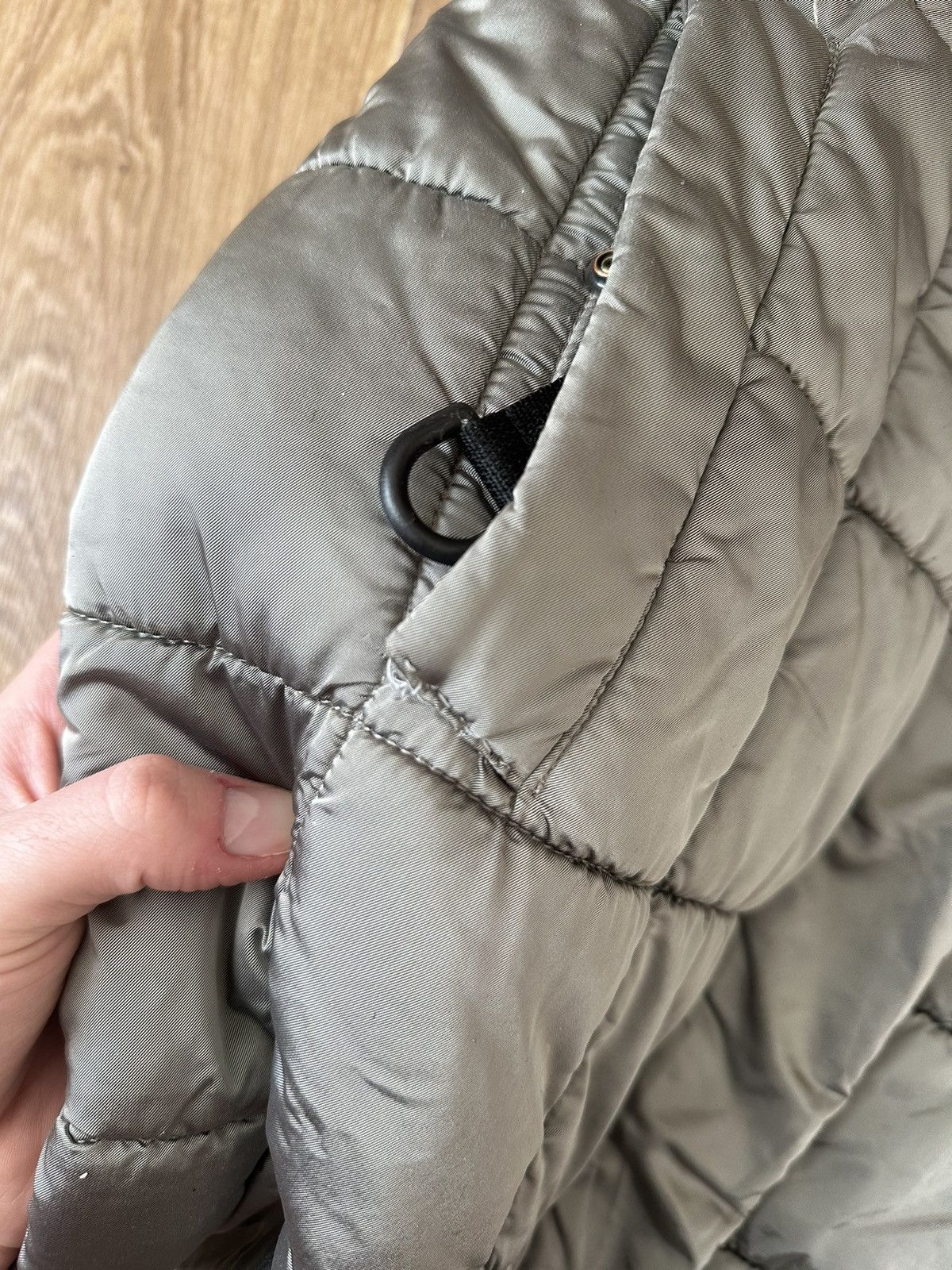Giorgio Armani Vintage Giorgio Armani Neve Puffer Jacket Size M / US 6-8 / IT 42-44 - 15 Thumbnail