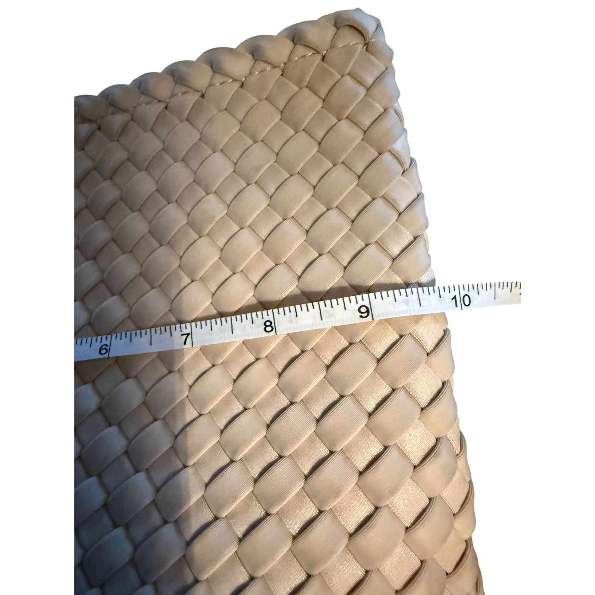 Other Naghedi Woven Beige Clutch Cosmetic Bag With Zipper Closure Size ONE SIZE - 8 Thumbnail