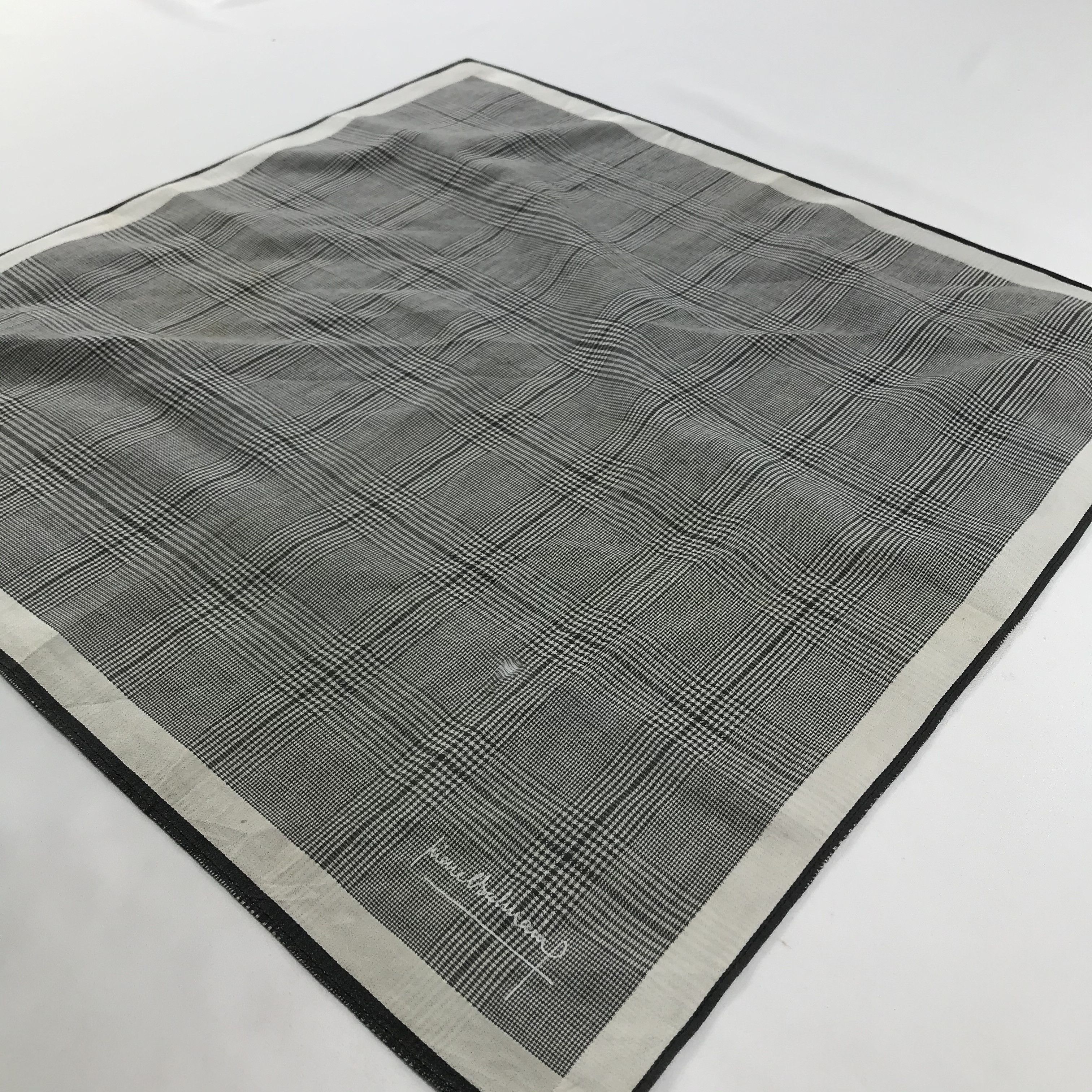 Pierre Balmain × Vintage Pierre Balmain Bandana / Handkerchief / Neckerchief - S1468 Size ONE SIZE - 2 Thumbnail