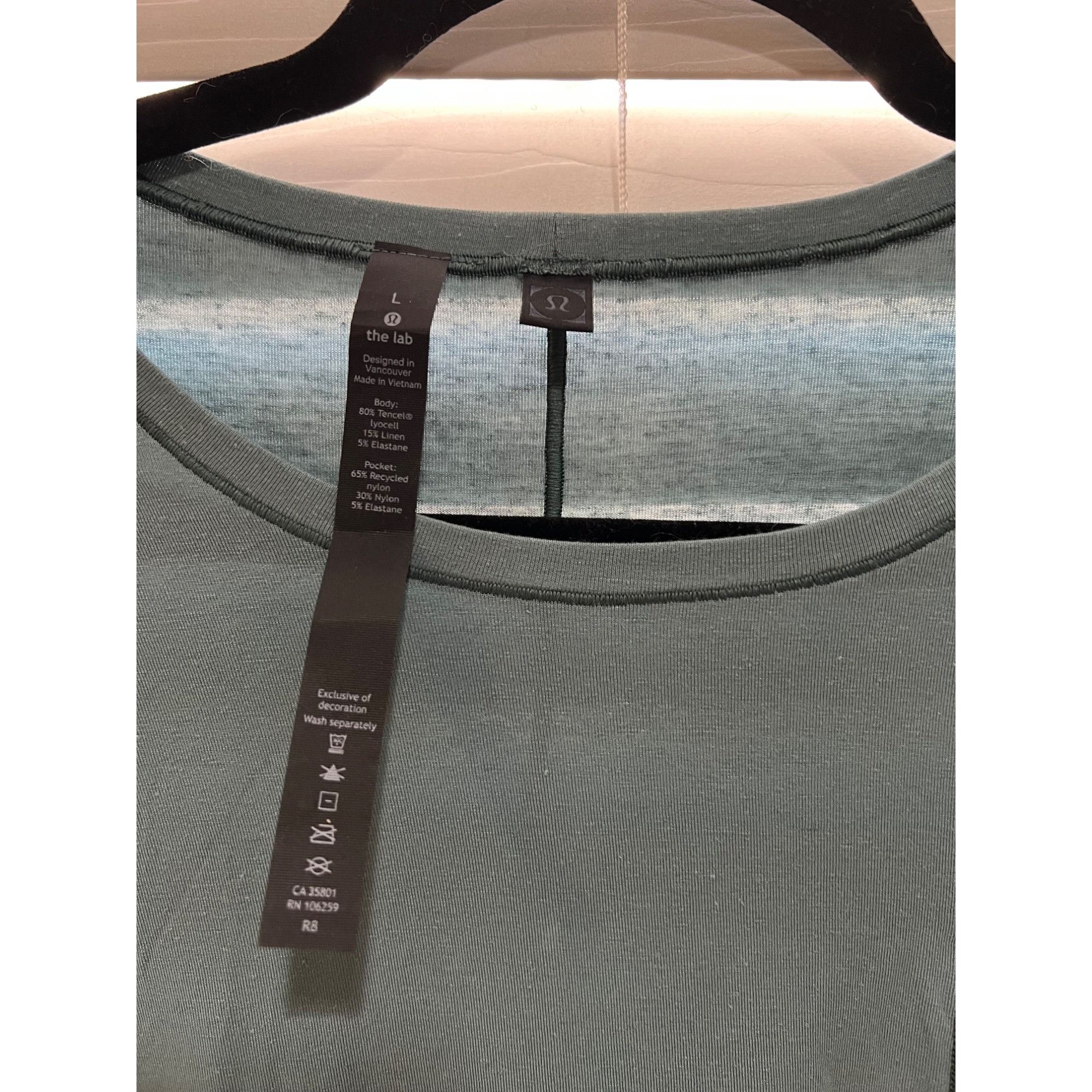 Lululemon Lululemon Long Sleeve Shirt - Size L Size US L / EU 52-54 / 3 - 2 Thumbnail