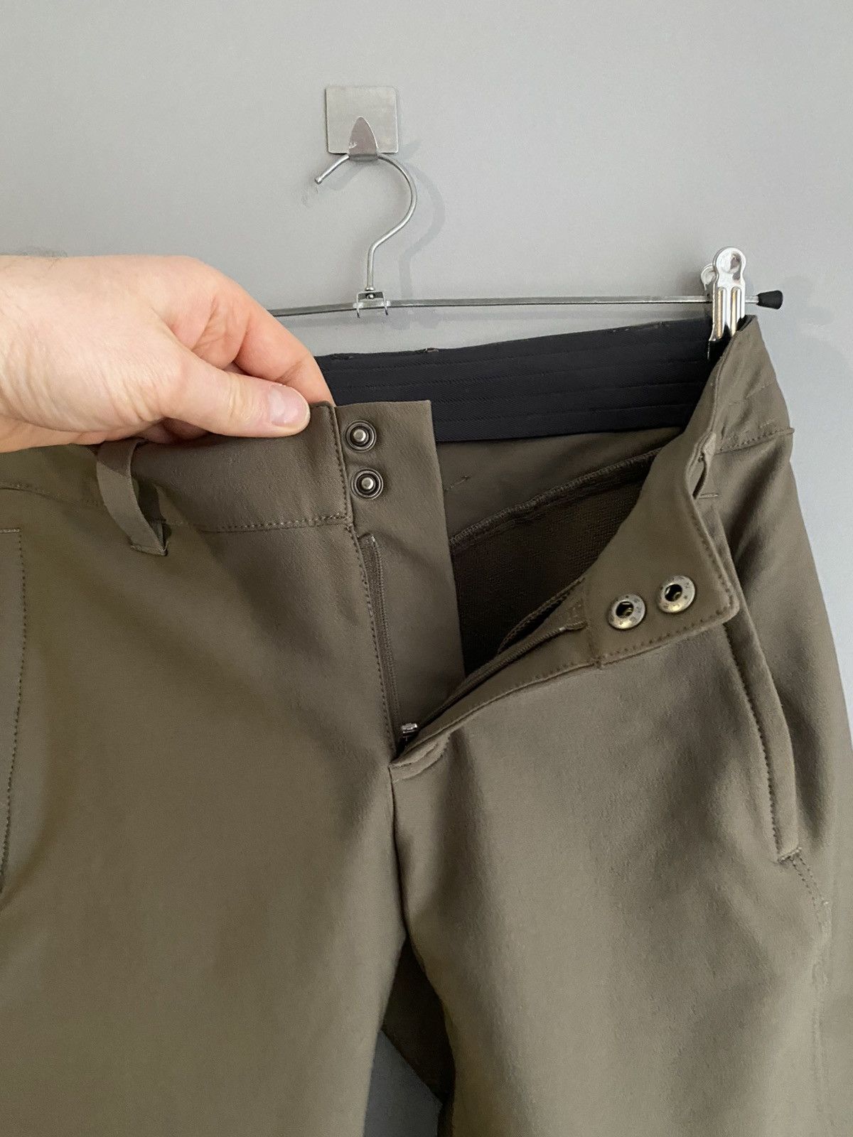 Nike ACG Nike ACG Women's Outdoor Hiking Pants, Size 8, W30/L31 Size 30" / US 8 / IT 44 - 17 Thumbnail